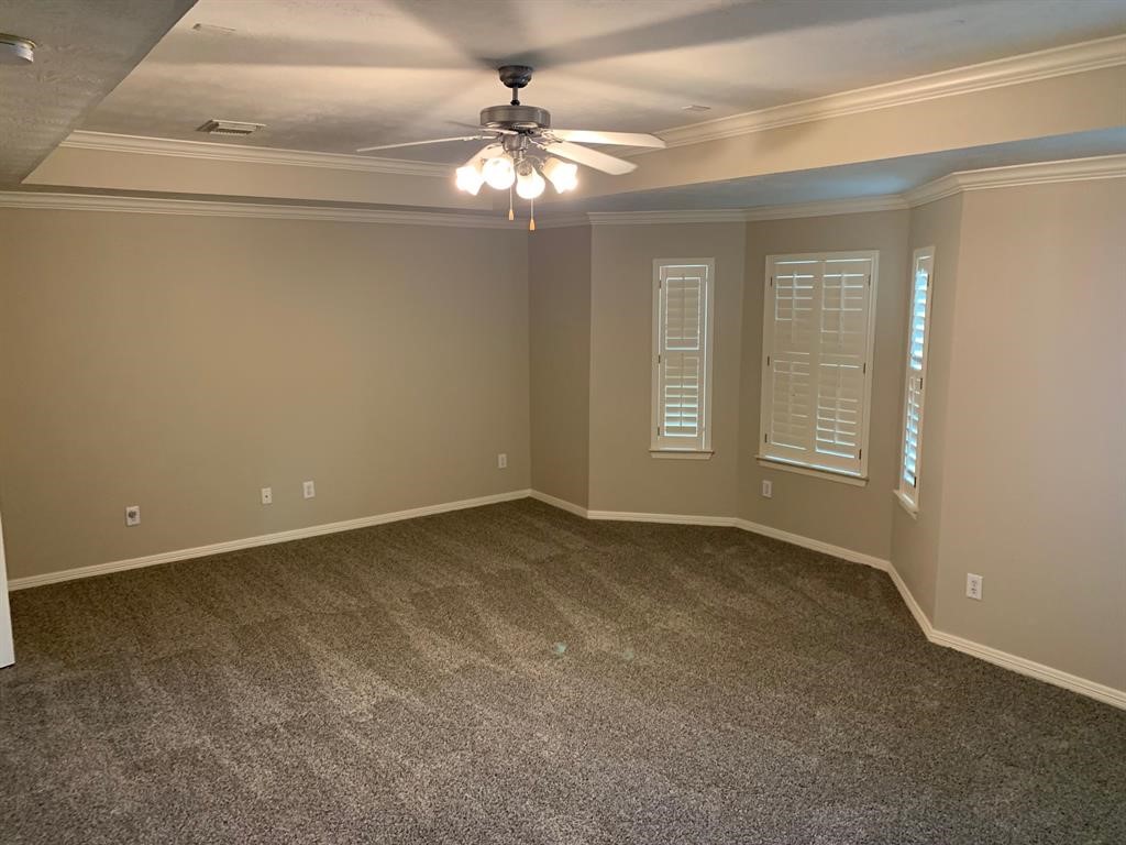 919 Fisher Street D Property Photo 7