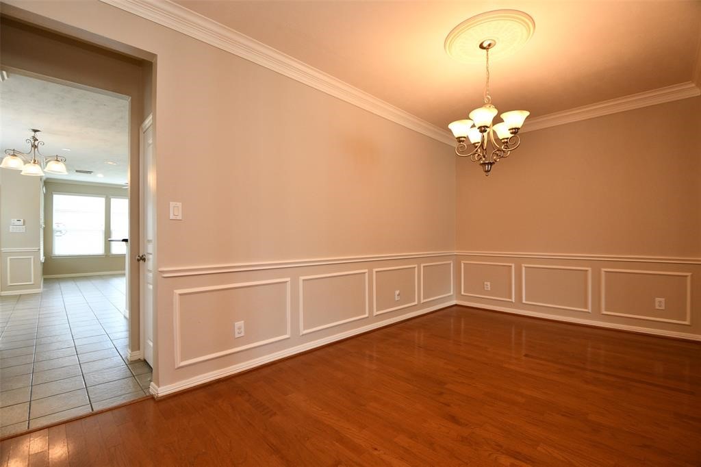 919 Fisher Street D Property Photo 8