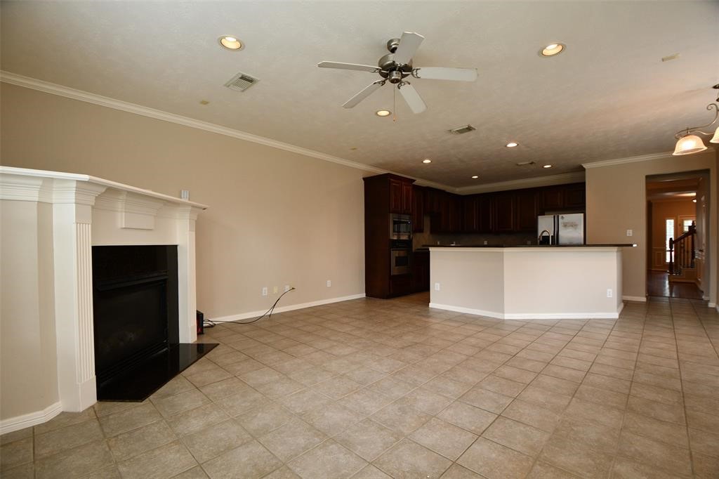 919 Fisher Street D Property Photo 17