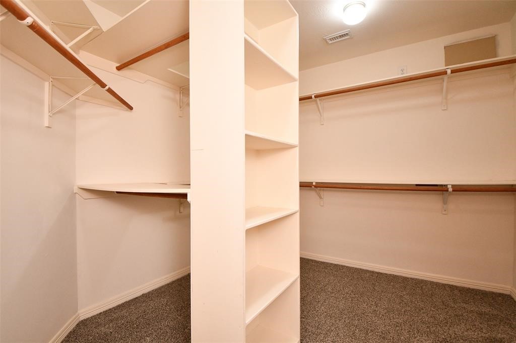 919 Fisher Street D Property Photo 30