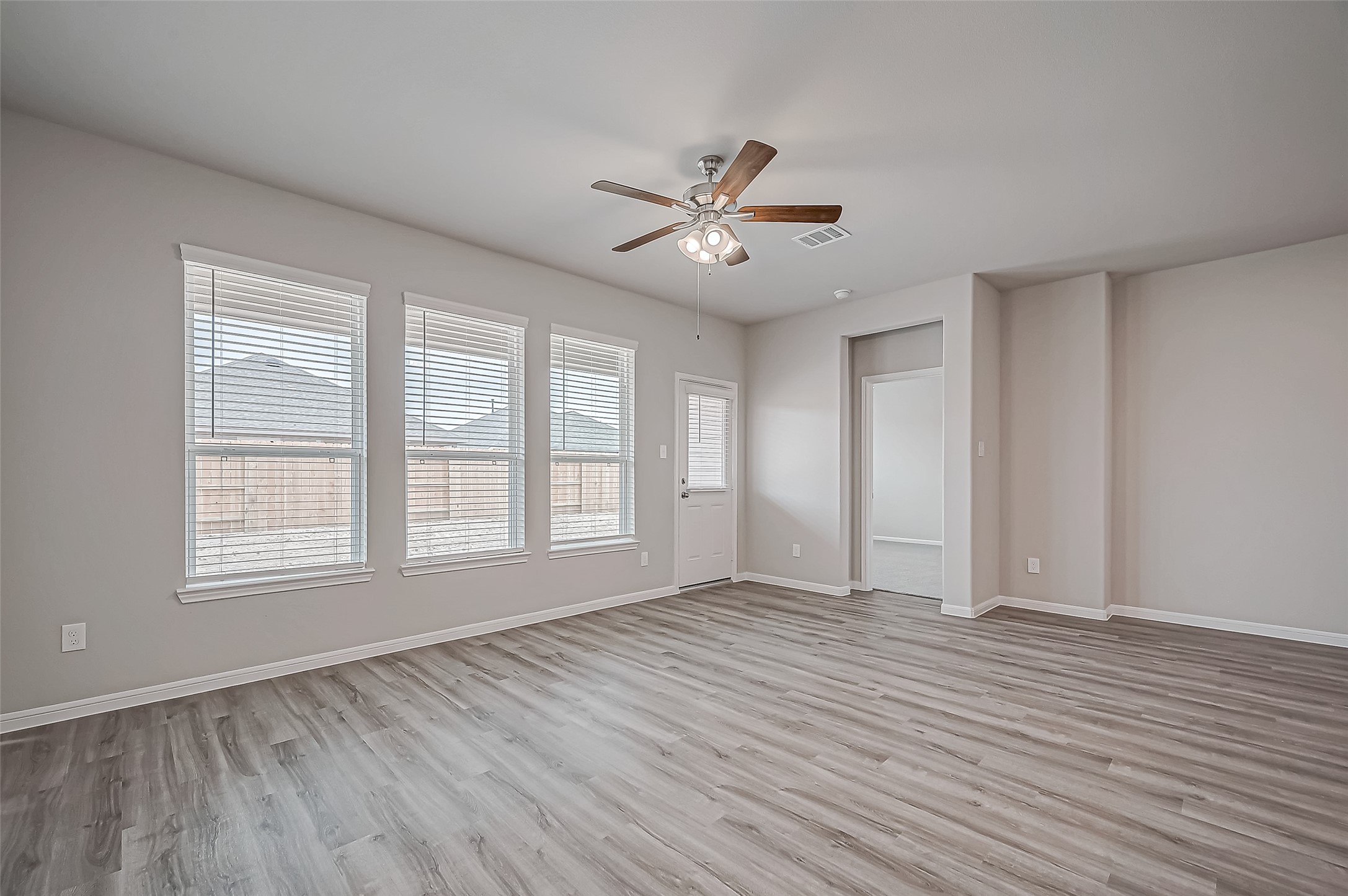22007 Giulia Village Drive Property Photo 7