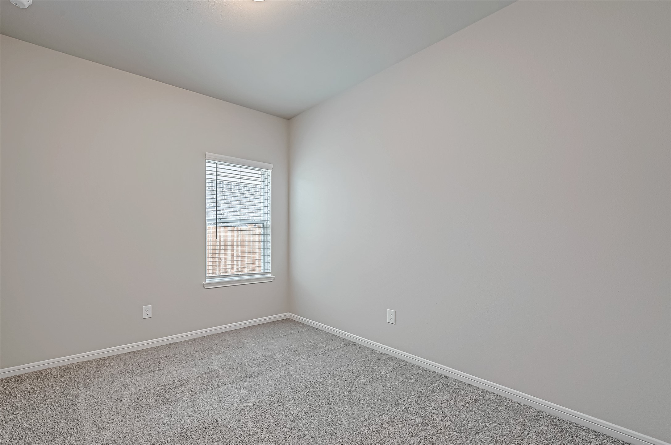22007 Giulia Village Drive Property Photo 24
