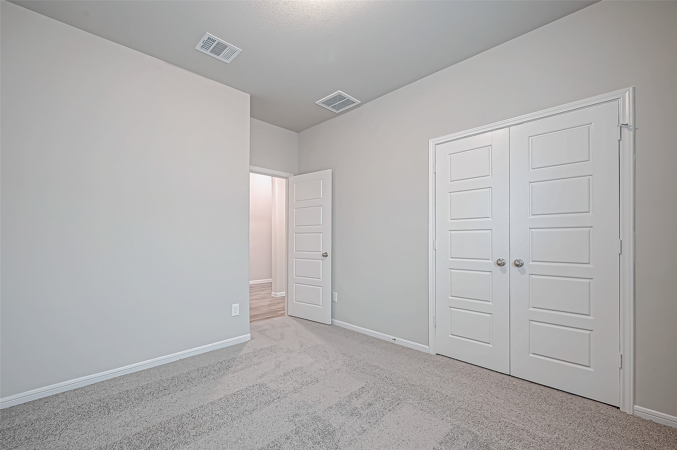 22007 Giulia Village Drive Property Photo 25