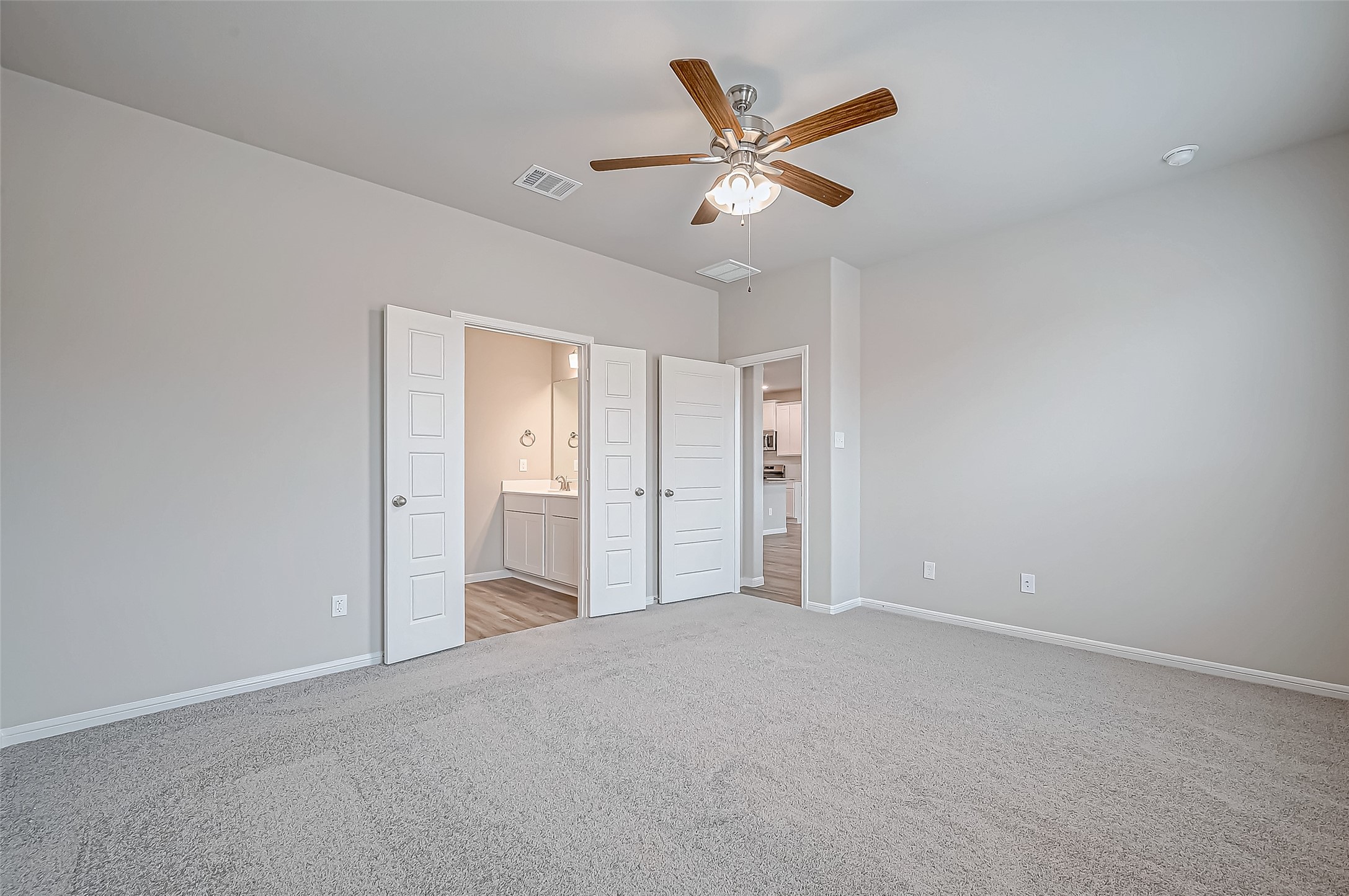 22007 Giulia Village Drive Property Photo 32
