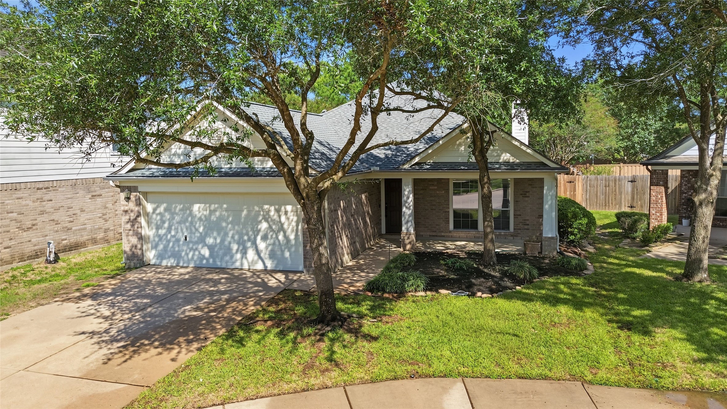 15355 Ochre Leaf Trail Property Photo 3