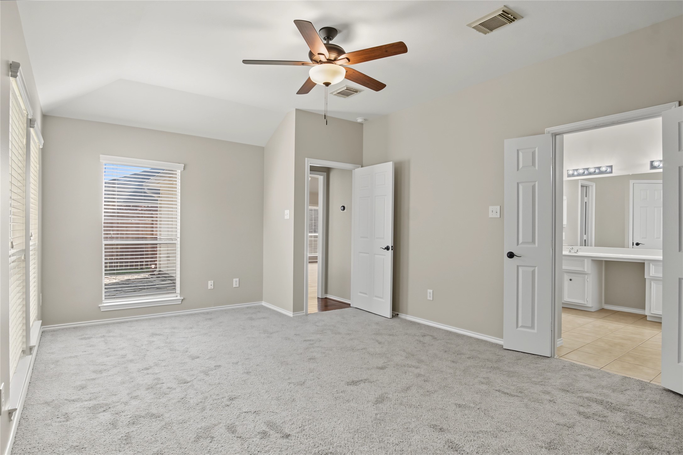15355 Ochre Leaf Trail Property Photo 24