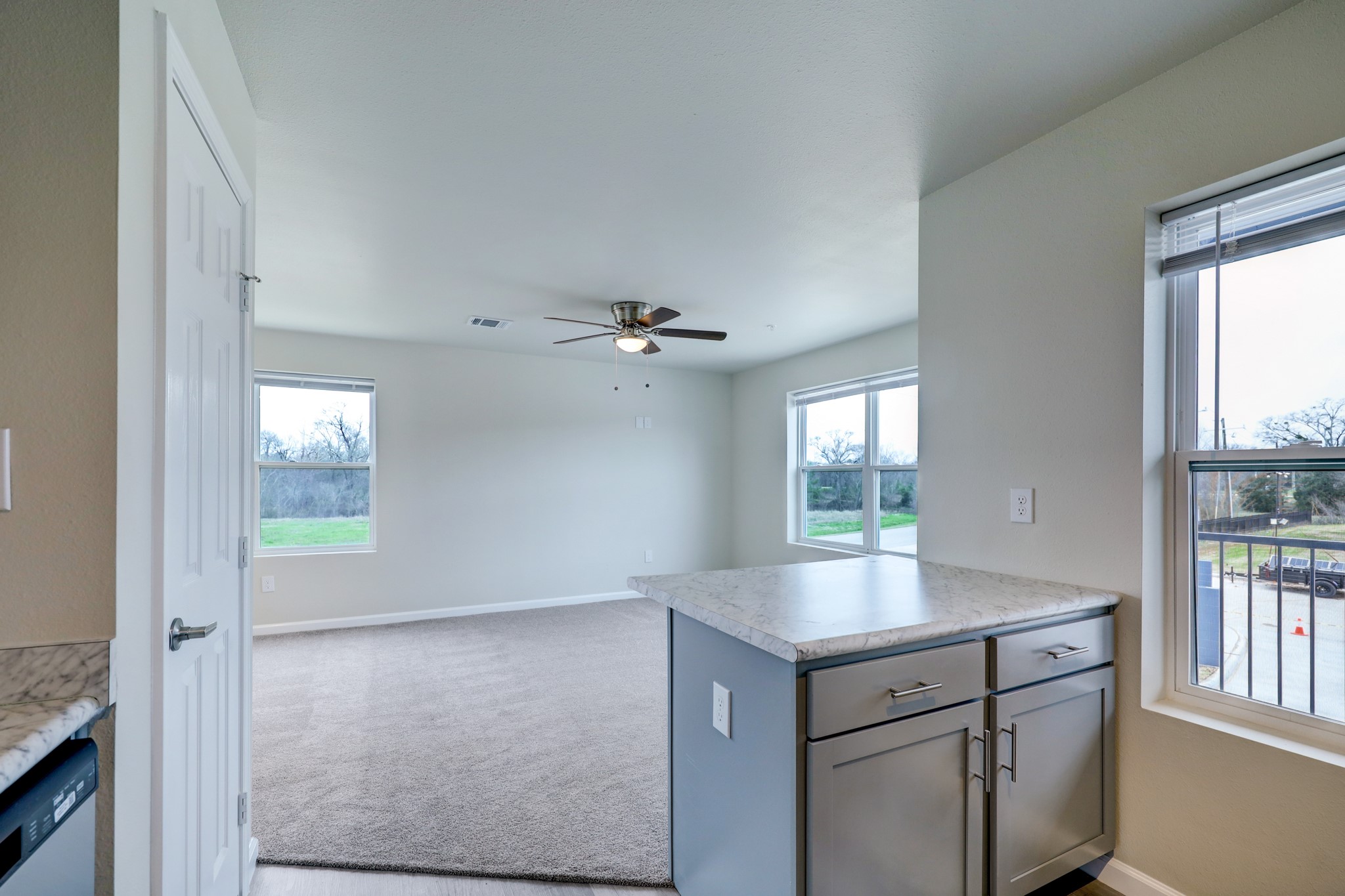 155 Plez Morgan Drive 10c Property Photo 6