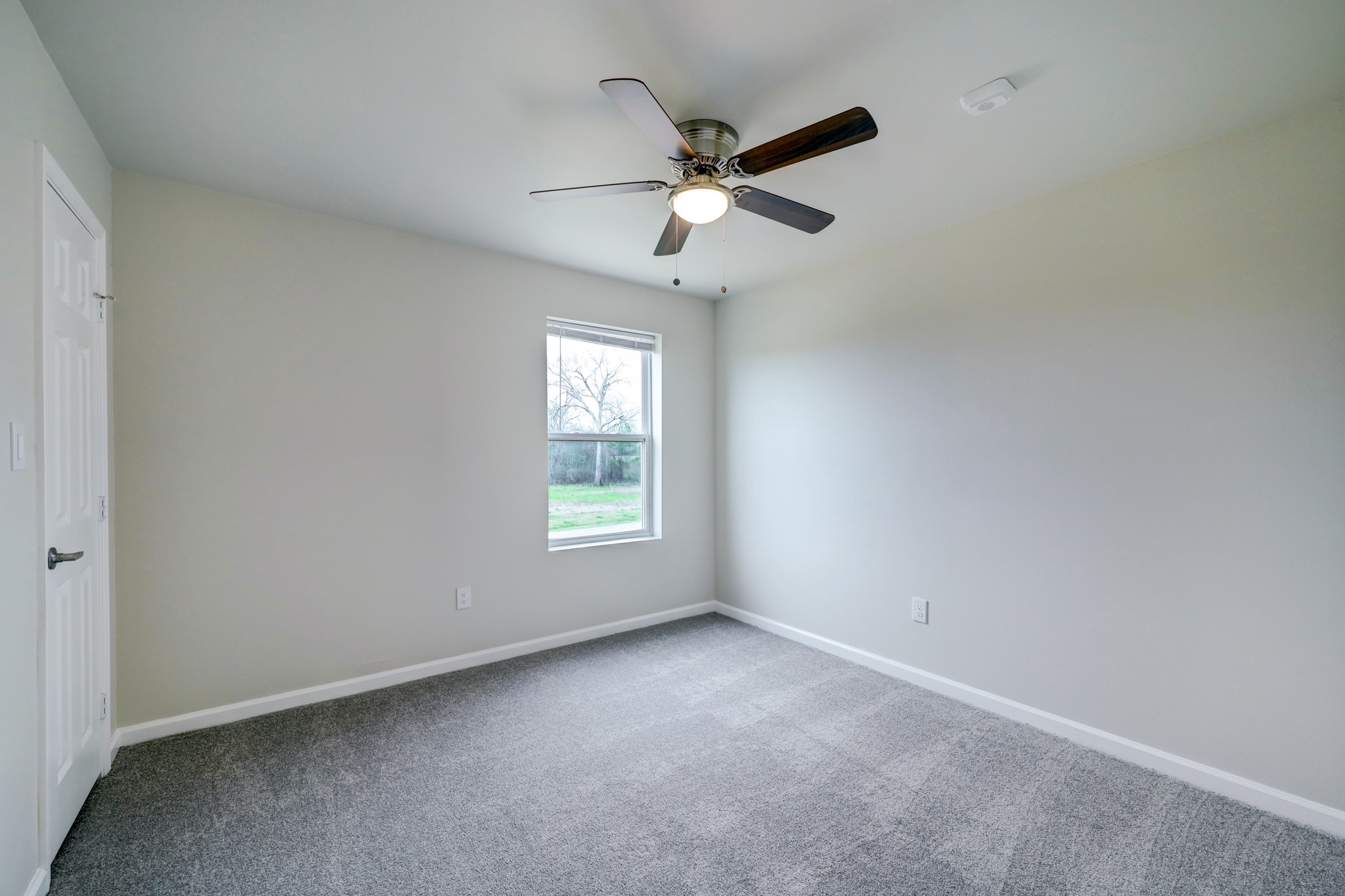 155 Plez Morgan Drive 10c Property Photo 13
