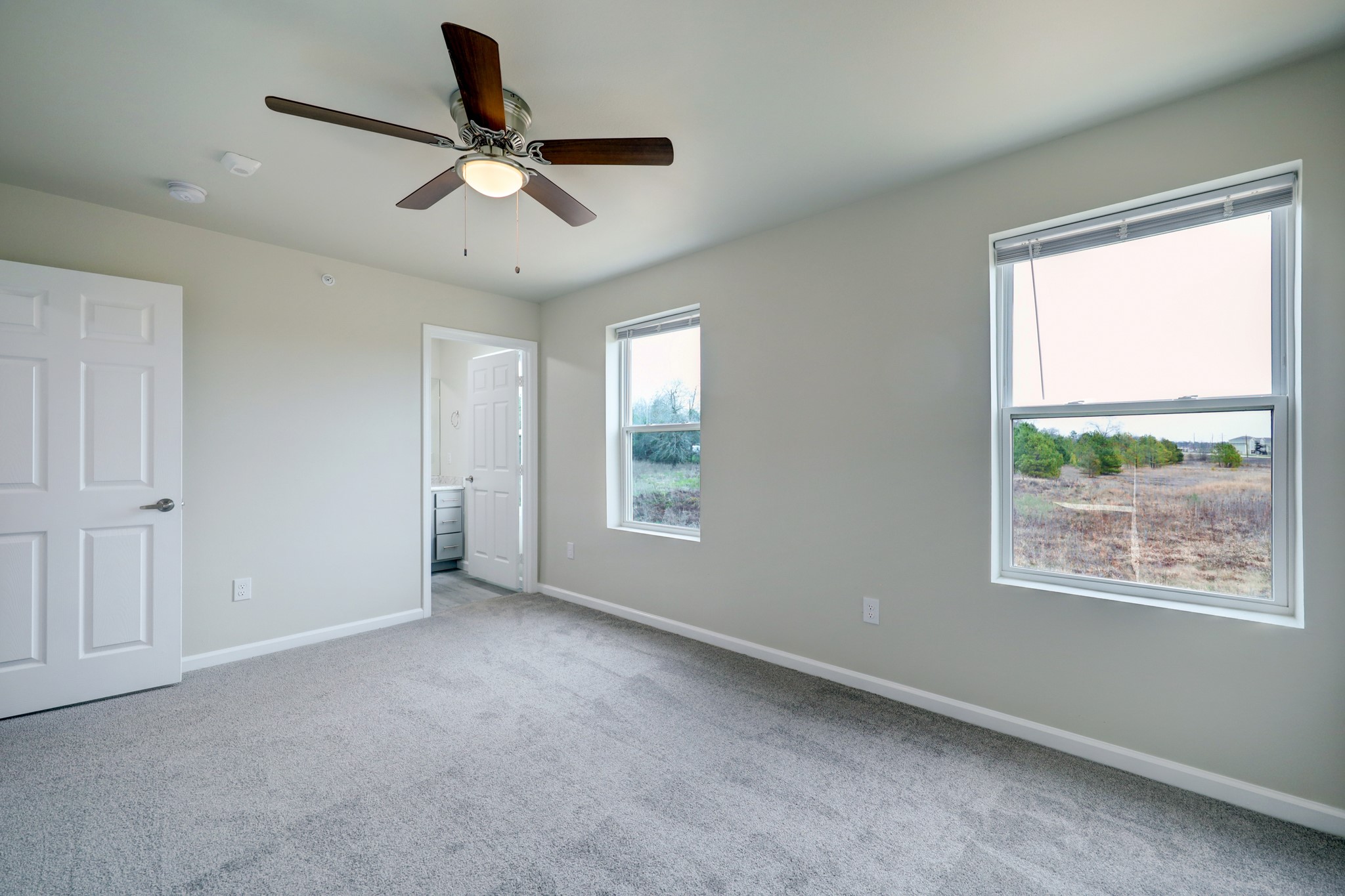 155 Plez Morgan Drive 10c Property Photo 15