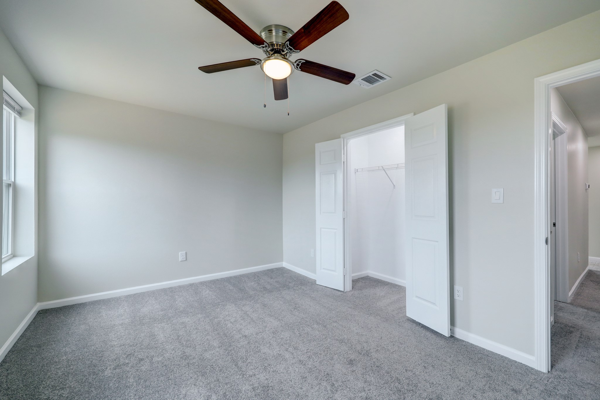 155 Plez Morgan Drive 10c Property Photo 16