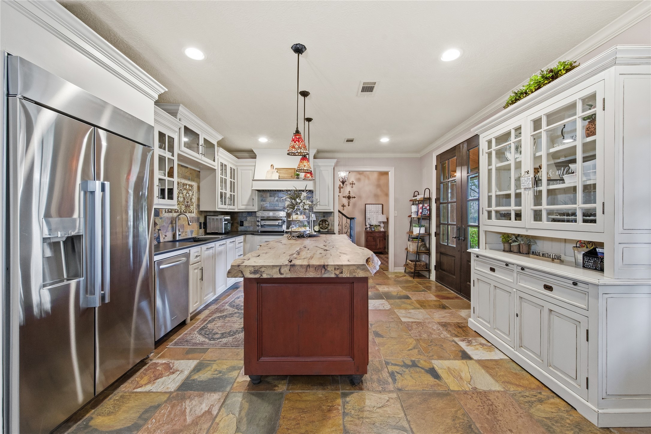 1395 Ford Avenue Property Photo 13
