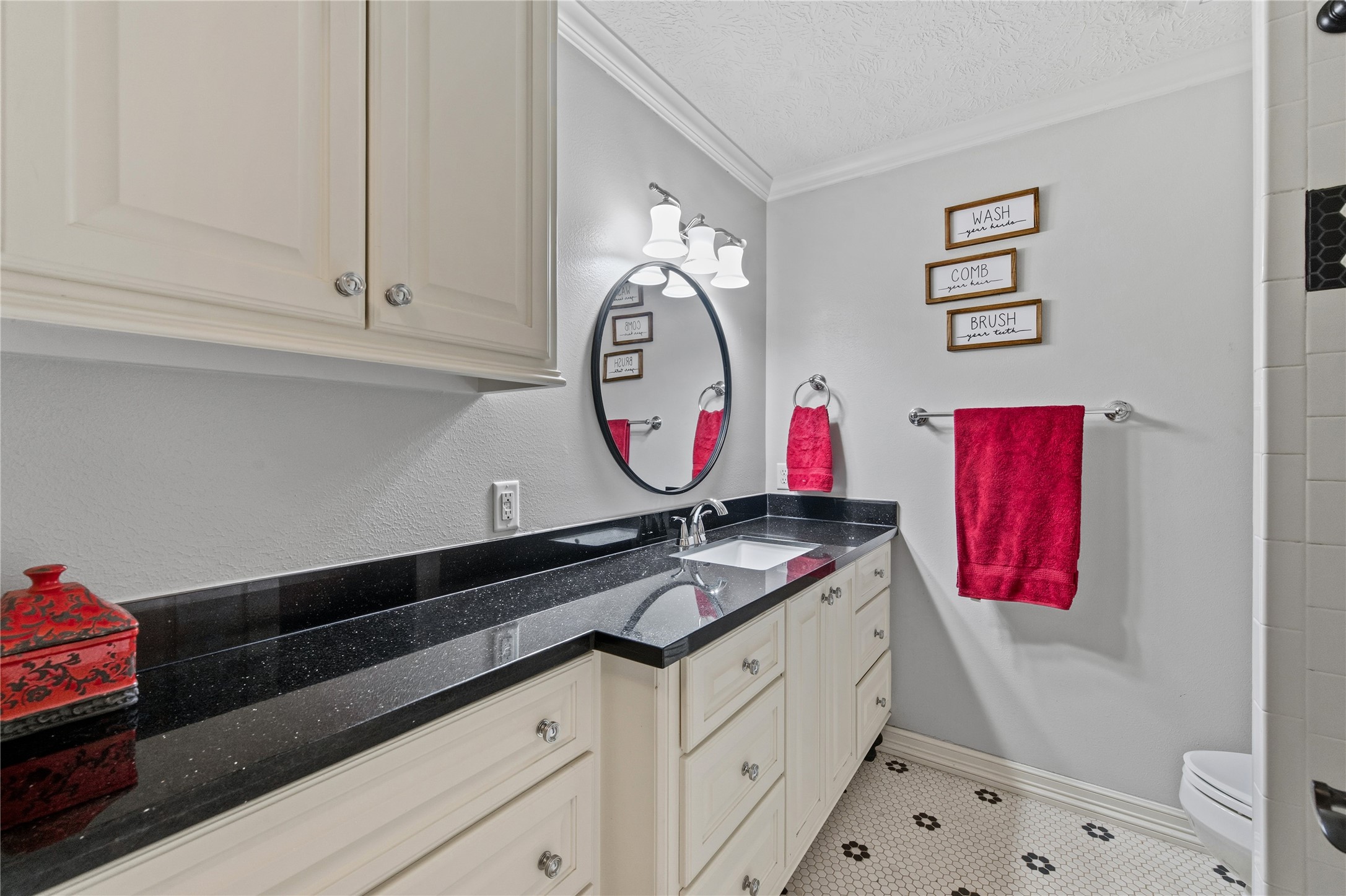 1395 Ford Avenue Property Photo 25