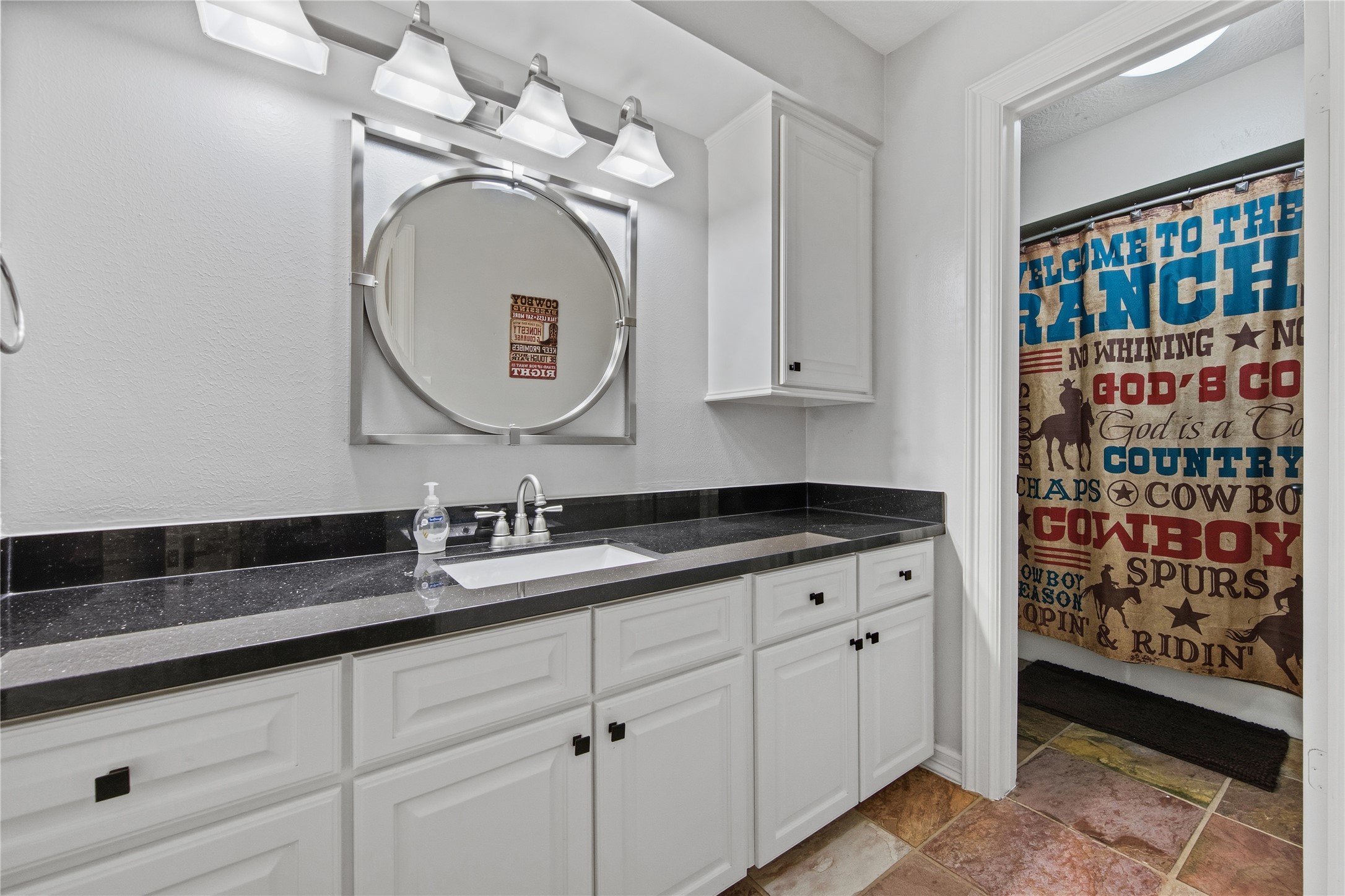 1395 Ford Avenue Property Photo 28