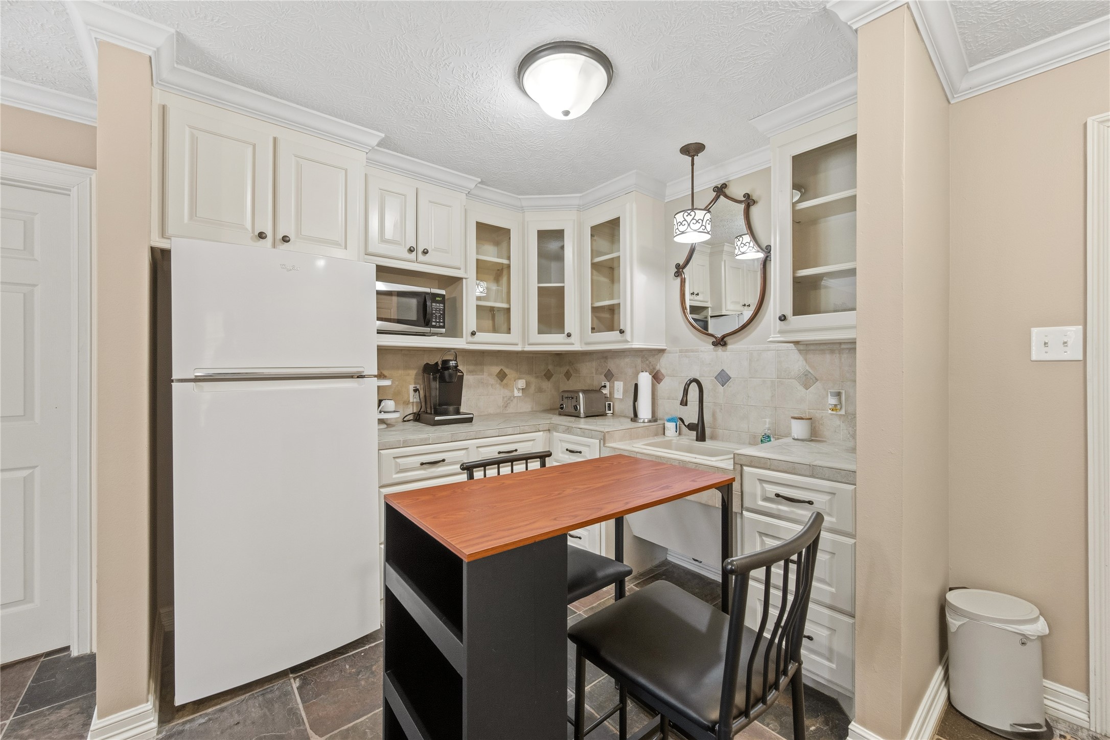 1395 Ford Avenue Property Photo 33