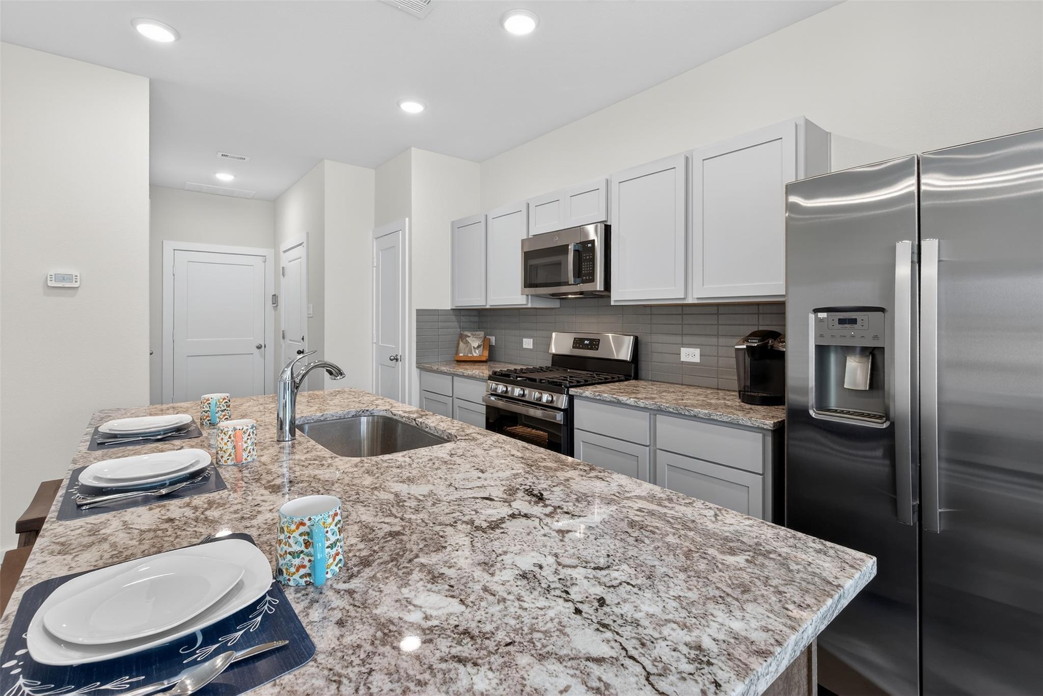 9111 Highland Northern Way, Houston Tx 77088 Property Photo 13