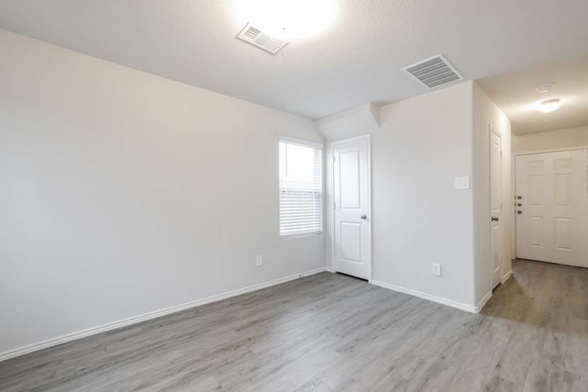 2650 Bouvardia Way Property Photo 5