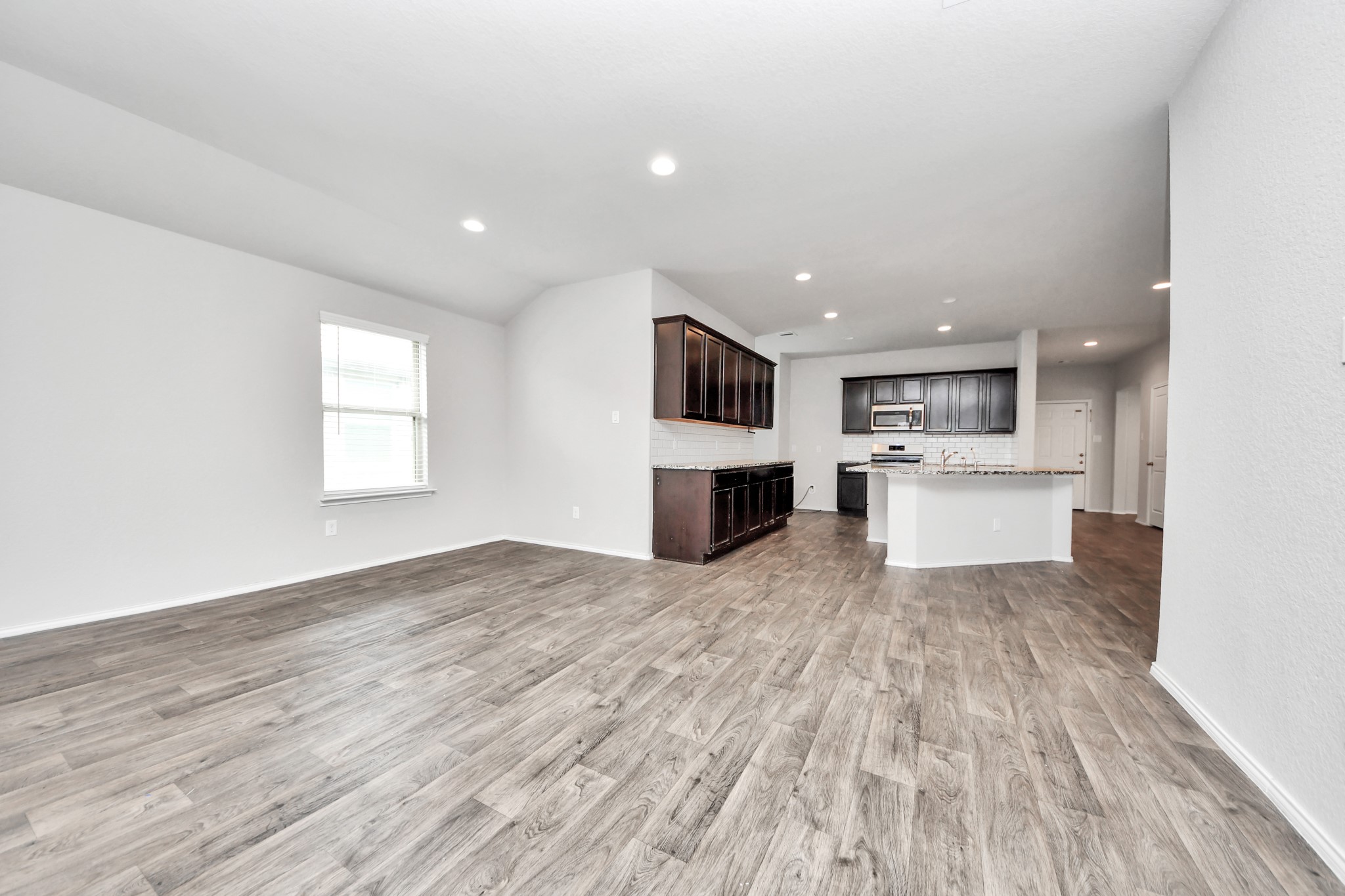 8302 Rose Petals Lane Property Photo 6