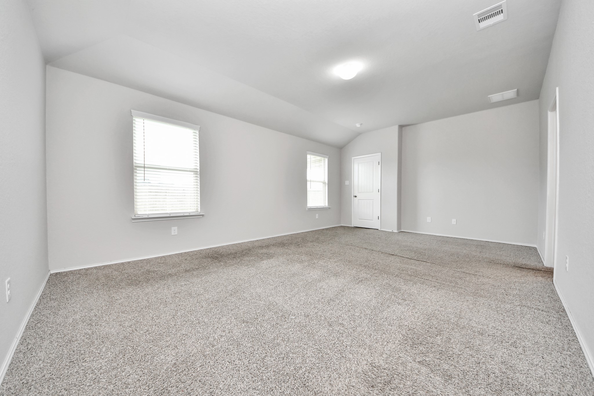 8302 Rose Petals Lane Property Photo 16