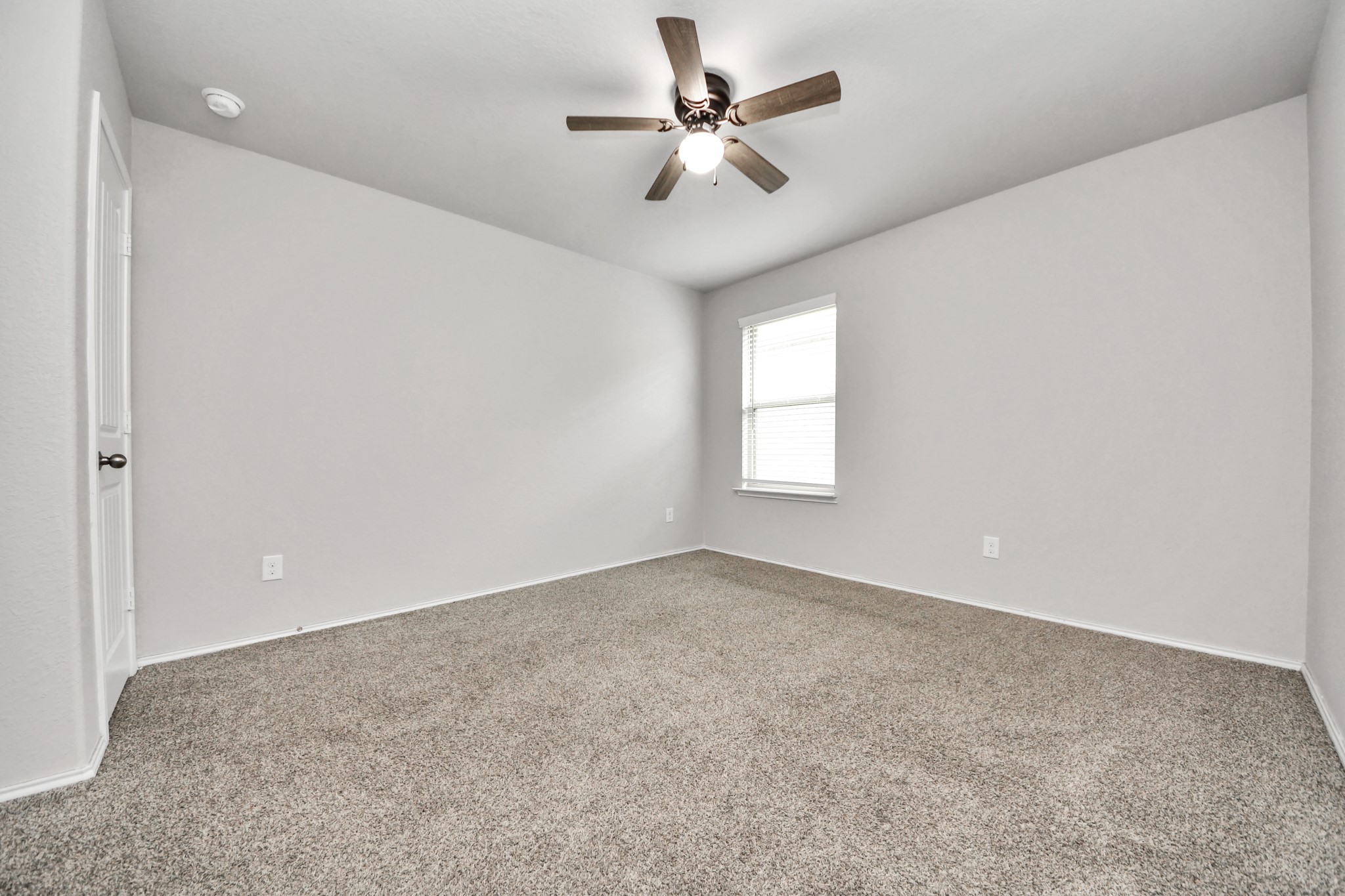 8302 Rose Petals Lane Property Photo 21