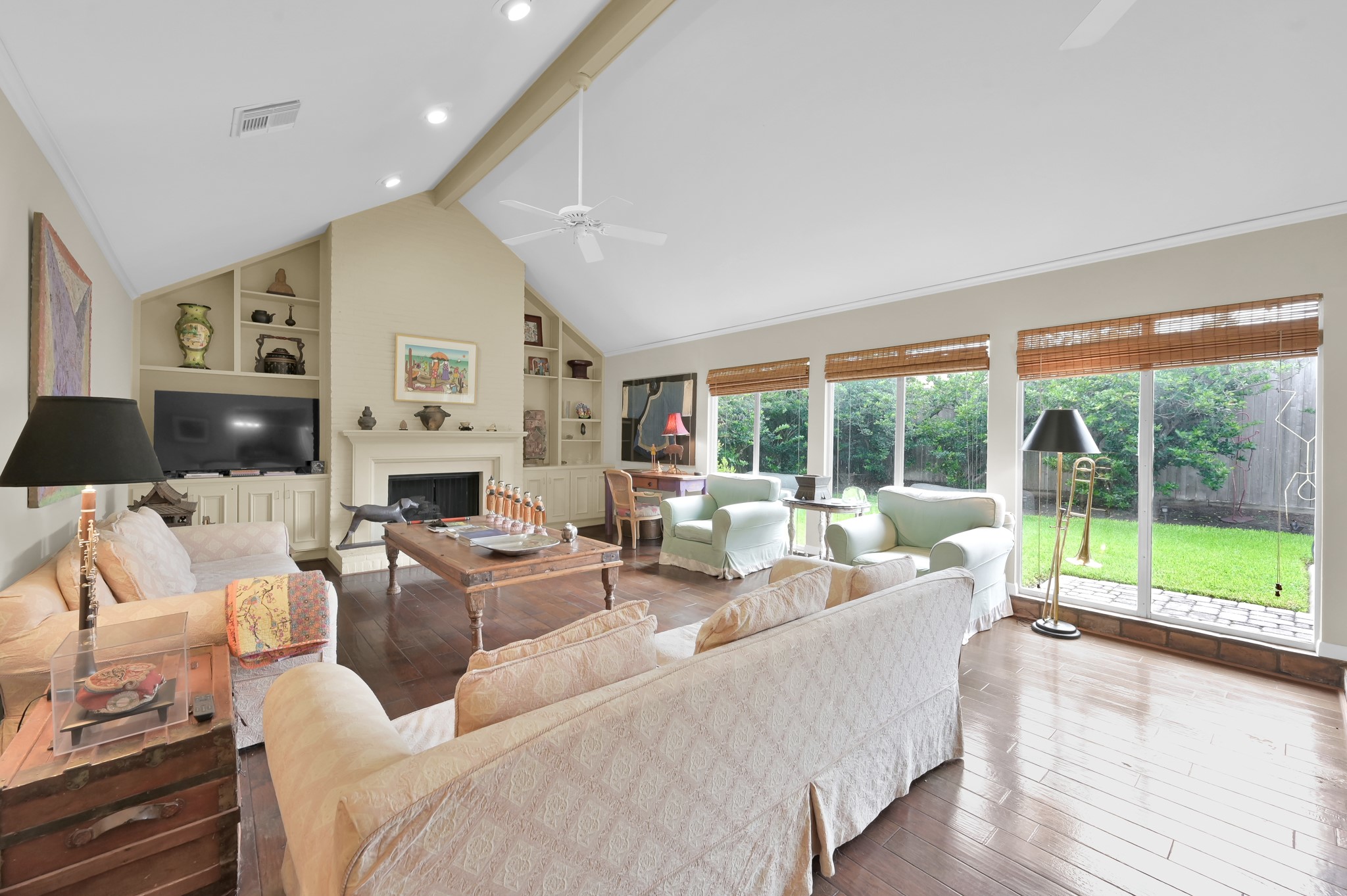 2117 Nantucket Drive Property Photo 1