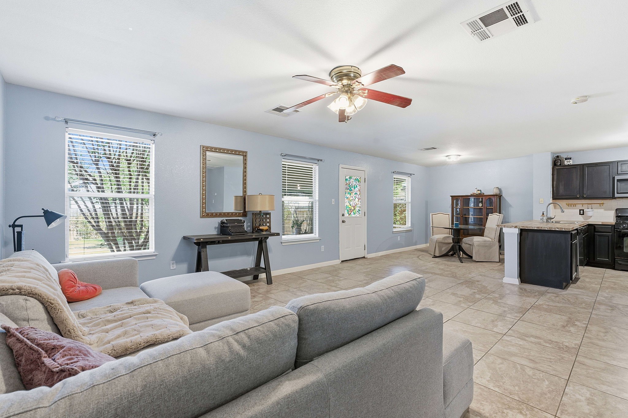 229 Black Forest Property Photo 5
