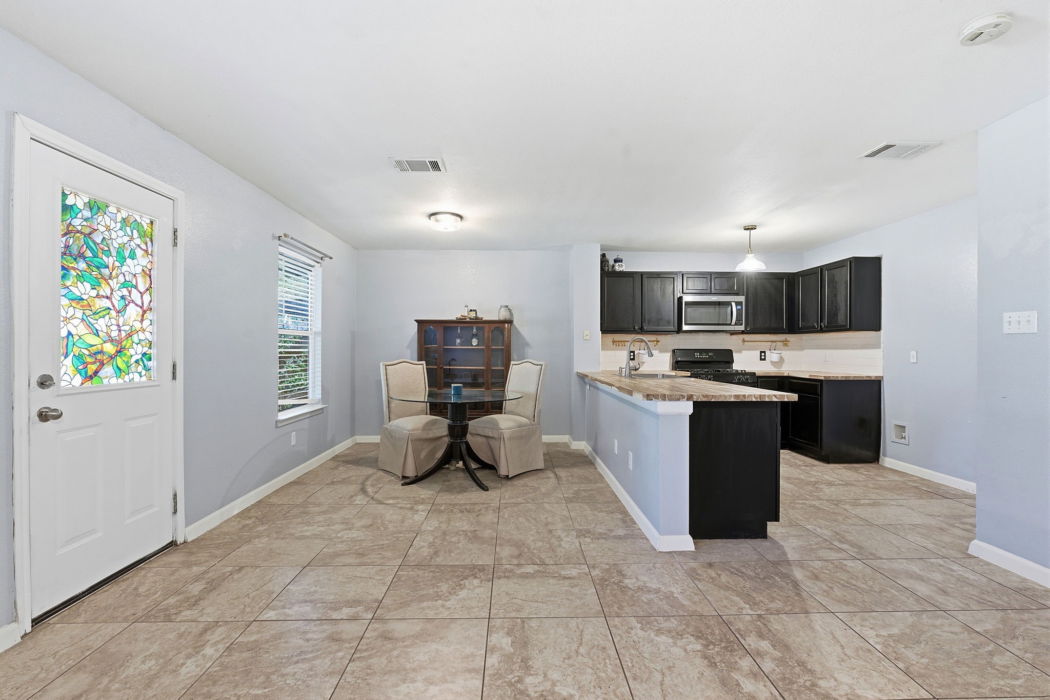 229 Black Forest Property Photo 9