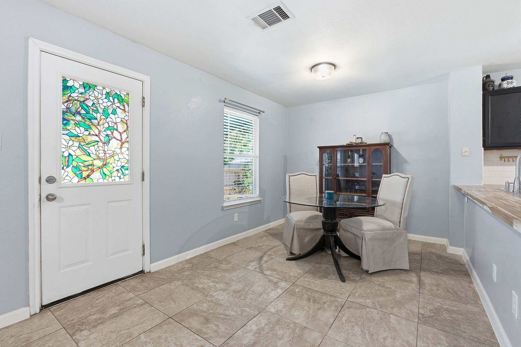 229 Black Forest Property Photo 10