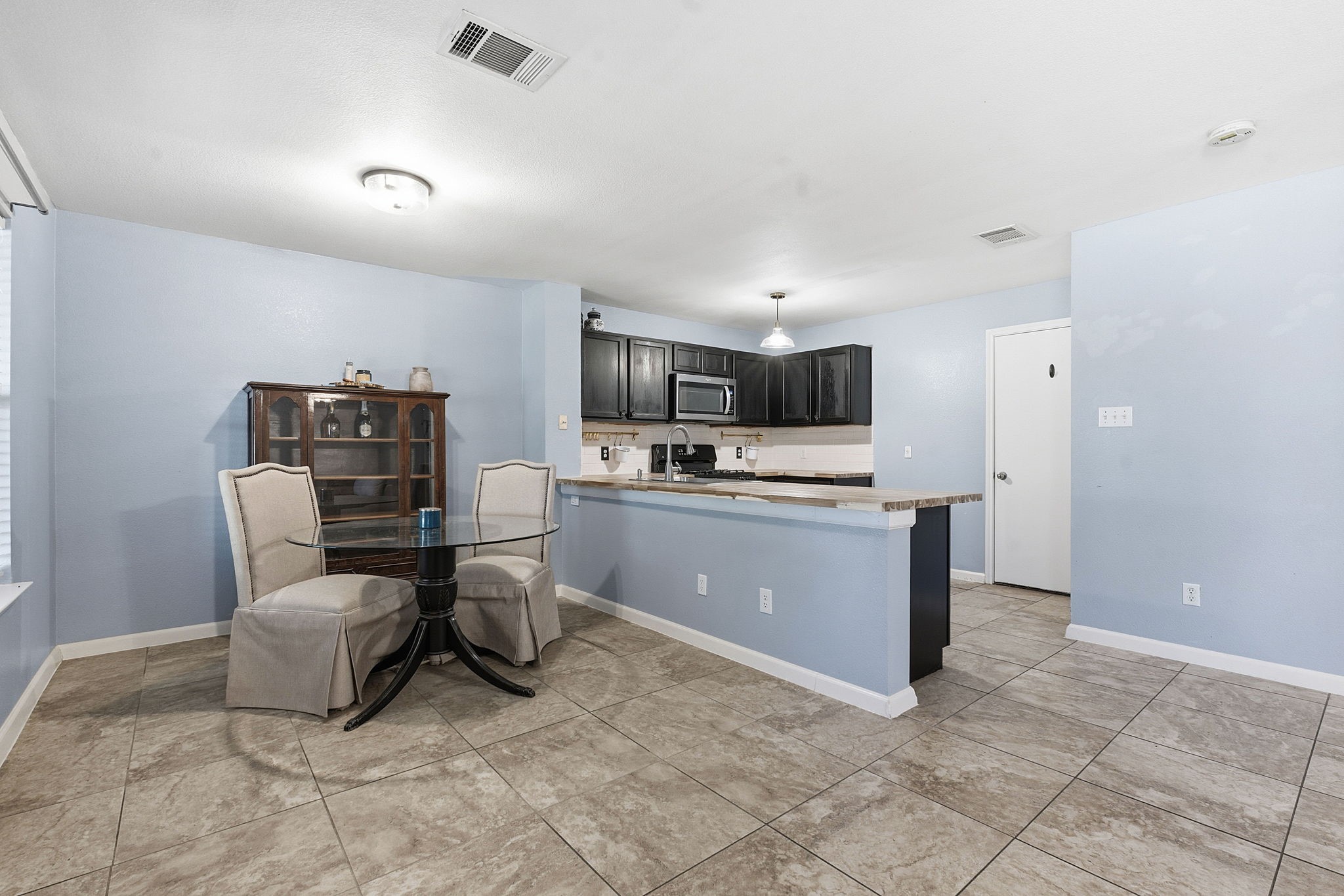 229 Black Forest Property Photo 11