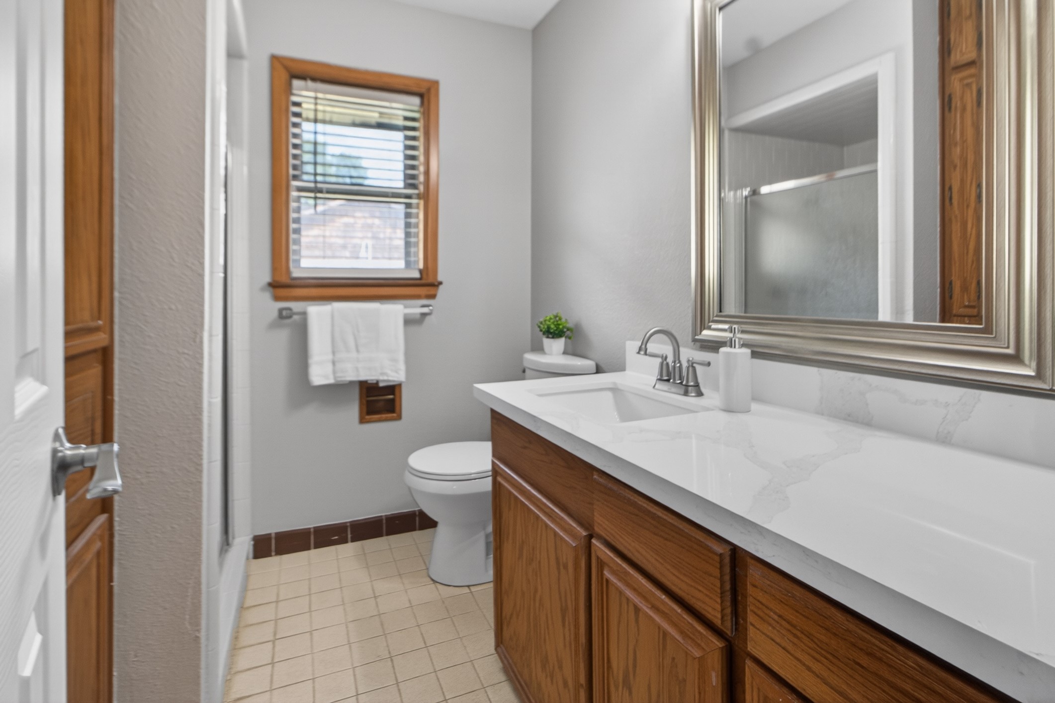 2027 Ottawa Lane Property Photo 14