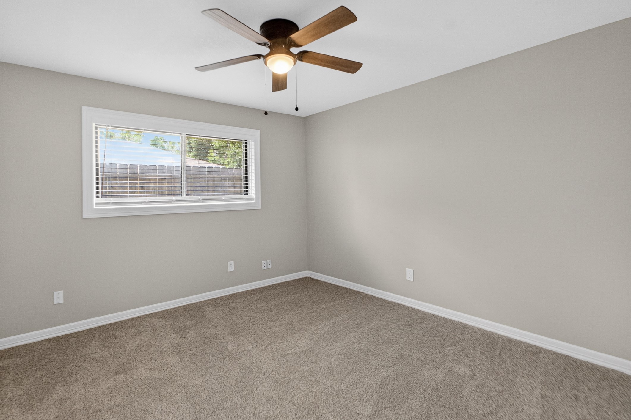 2027 Ottawa Lane Property Photo 16