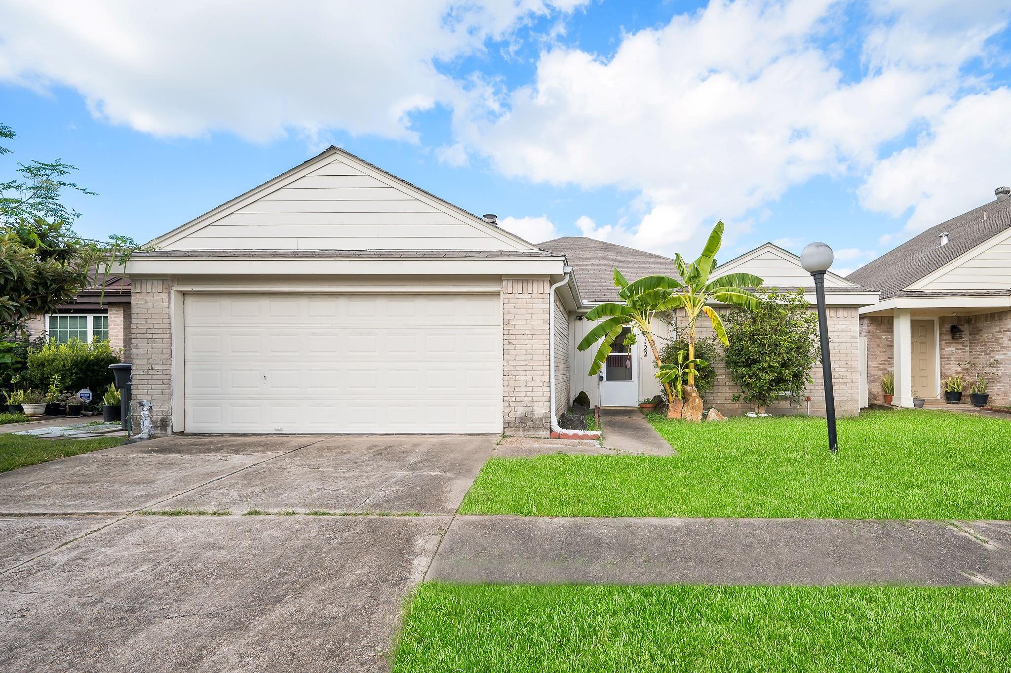 6122 Havendale Drive Property Photo 1