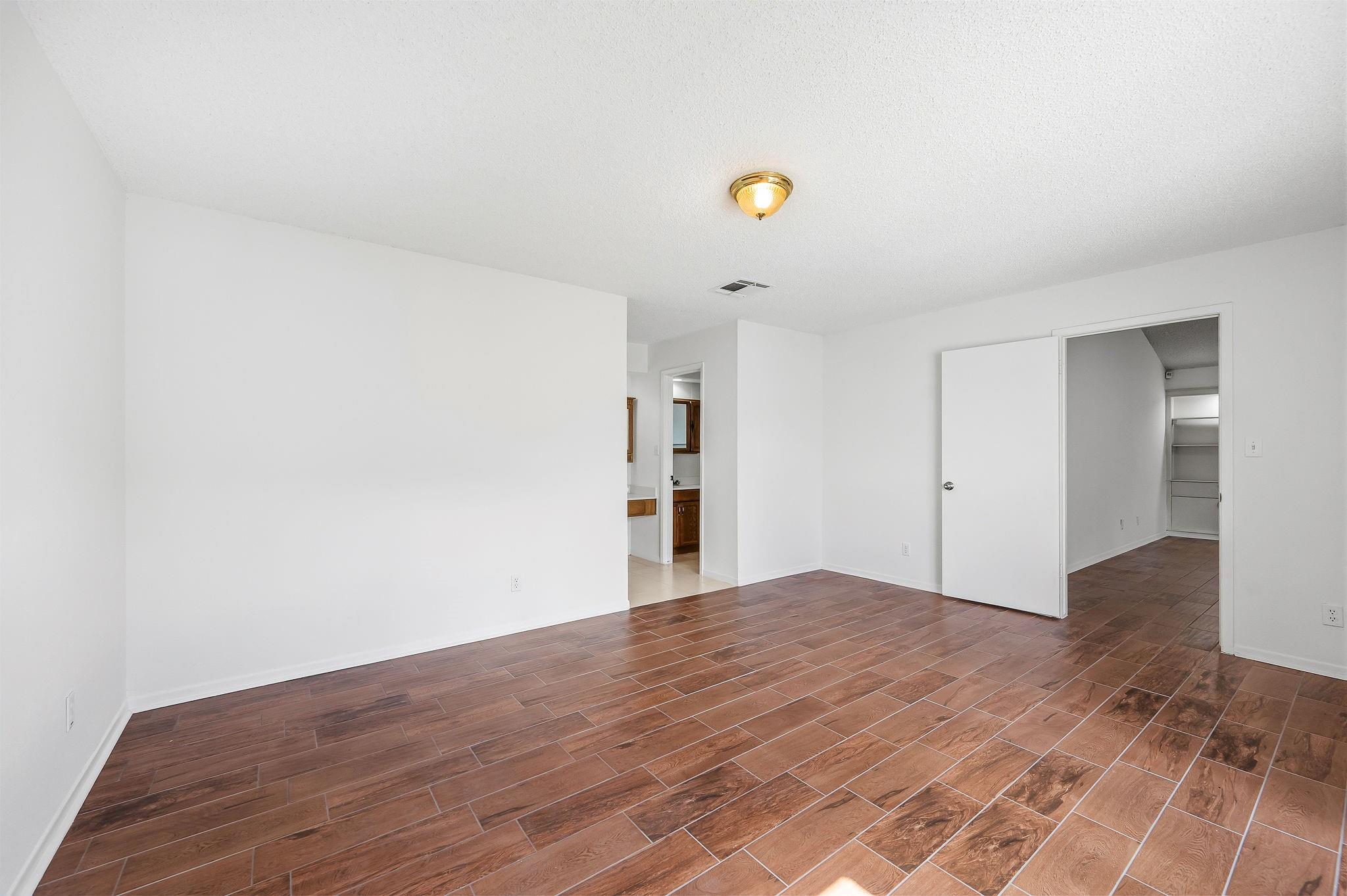 6122 Havendale Drive Property Photo 18