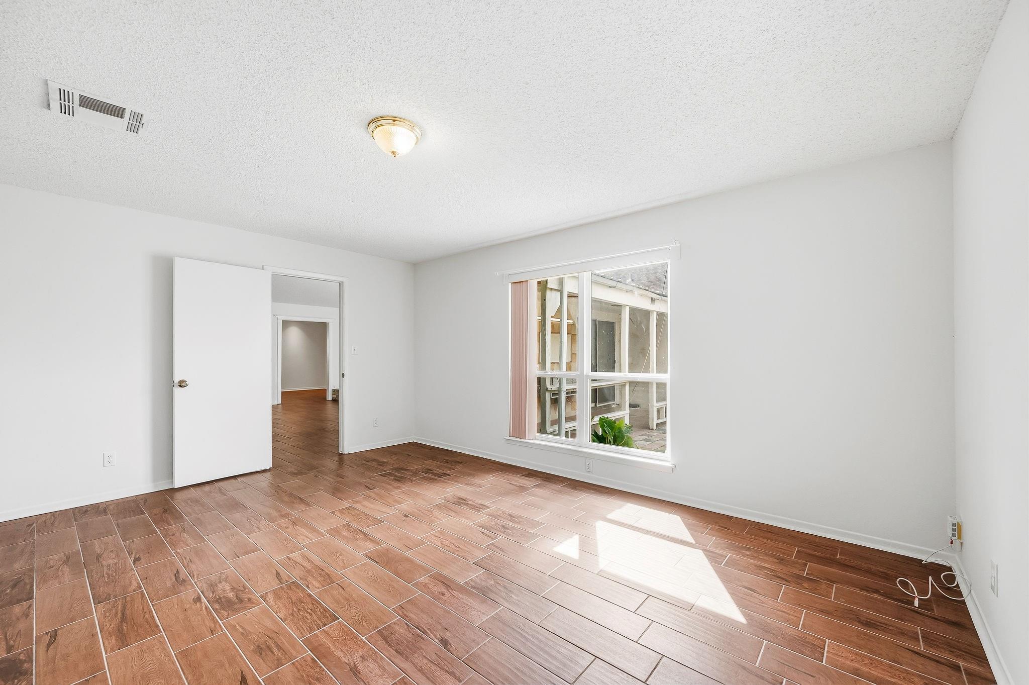 6122 Havendale Drive Property Photo 19