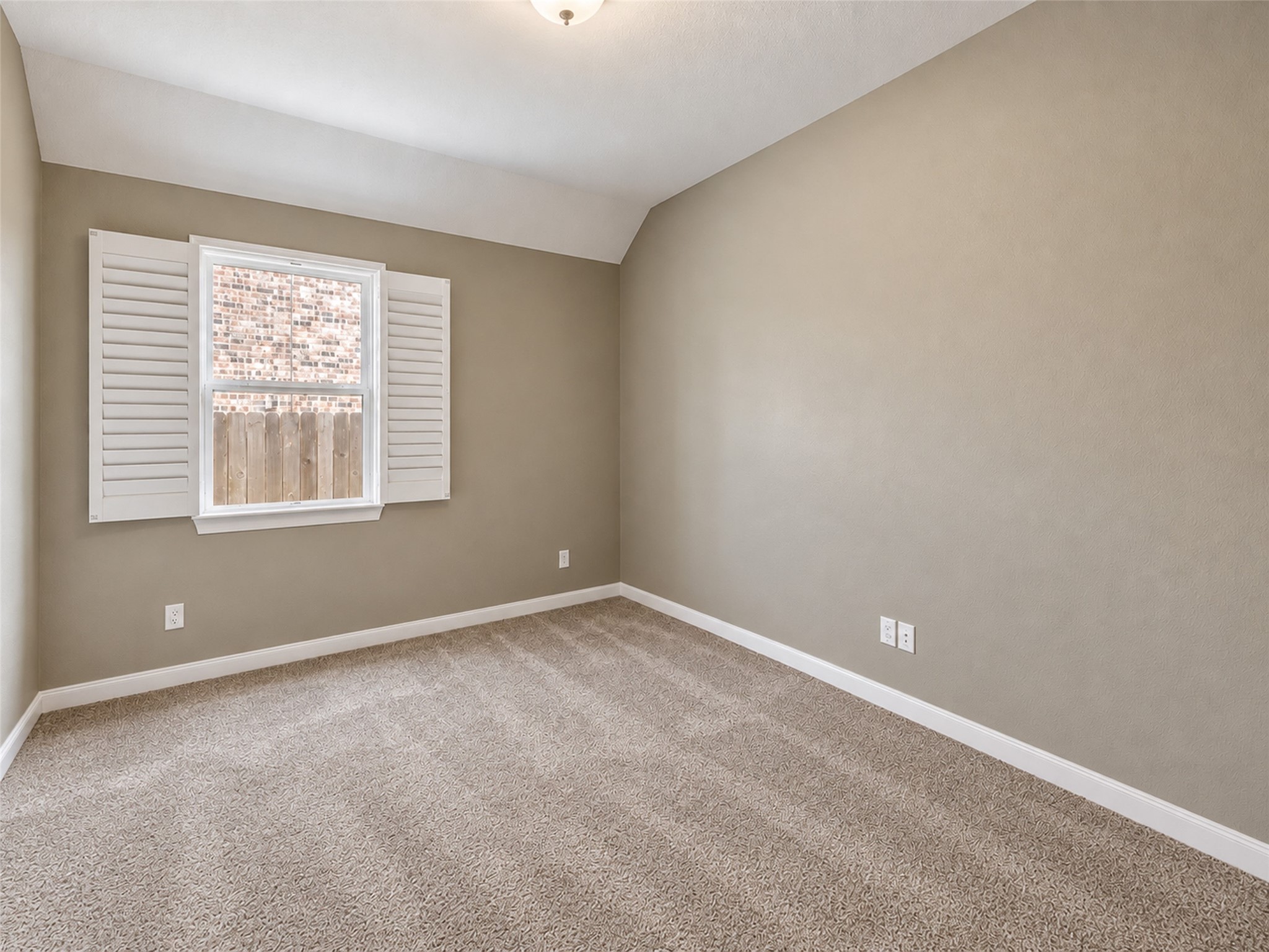 2309 Rosehill Garden Trail Property Photo 13