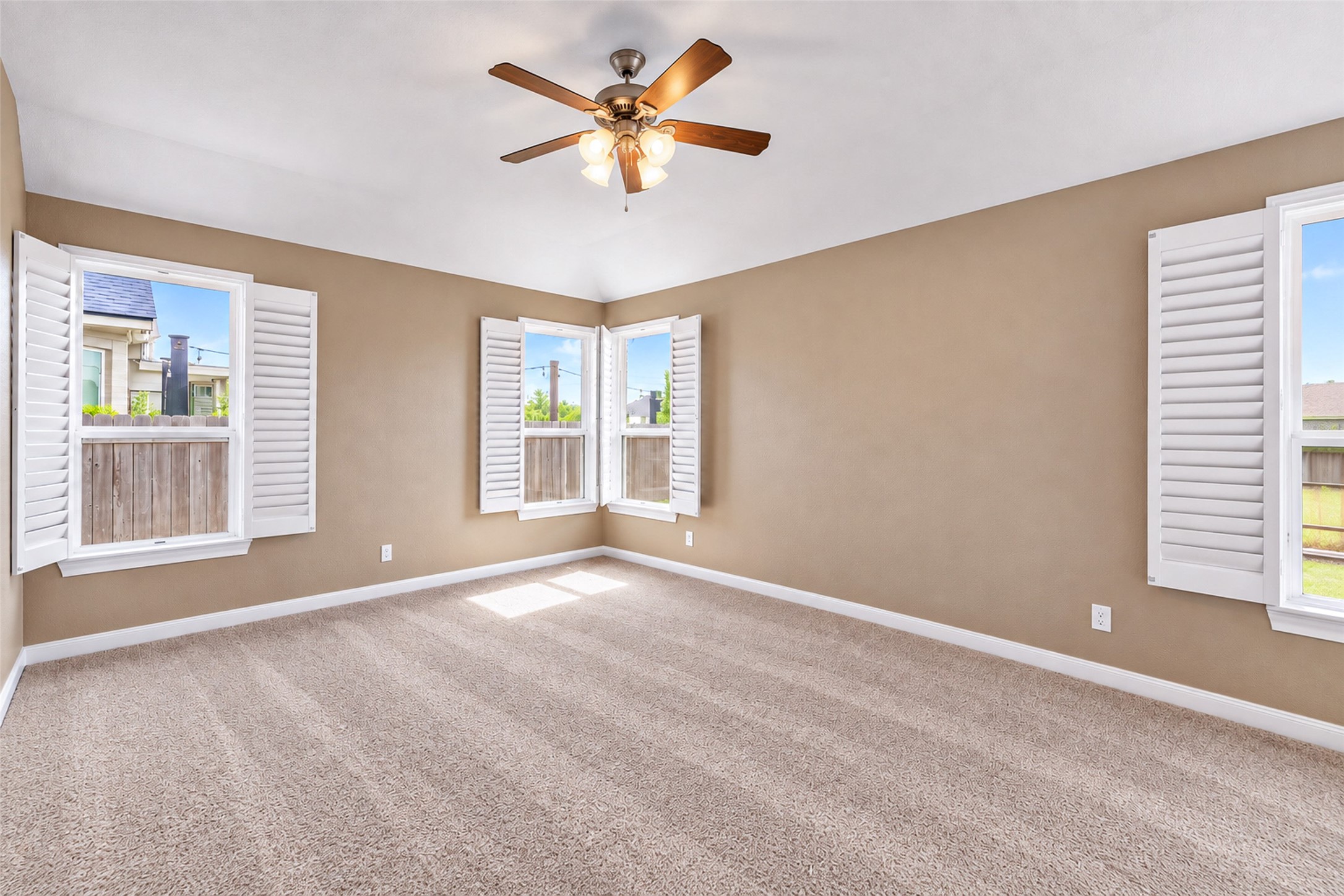 2309 Rosehill Garden Trail Property Photo 20