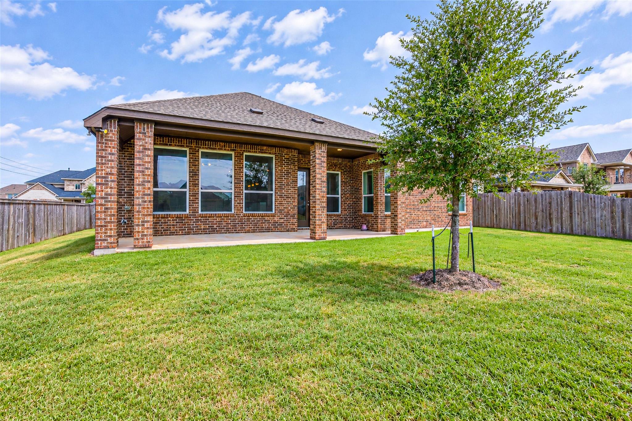 2309 Rosehill Garden Trail Property Photo 36