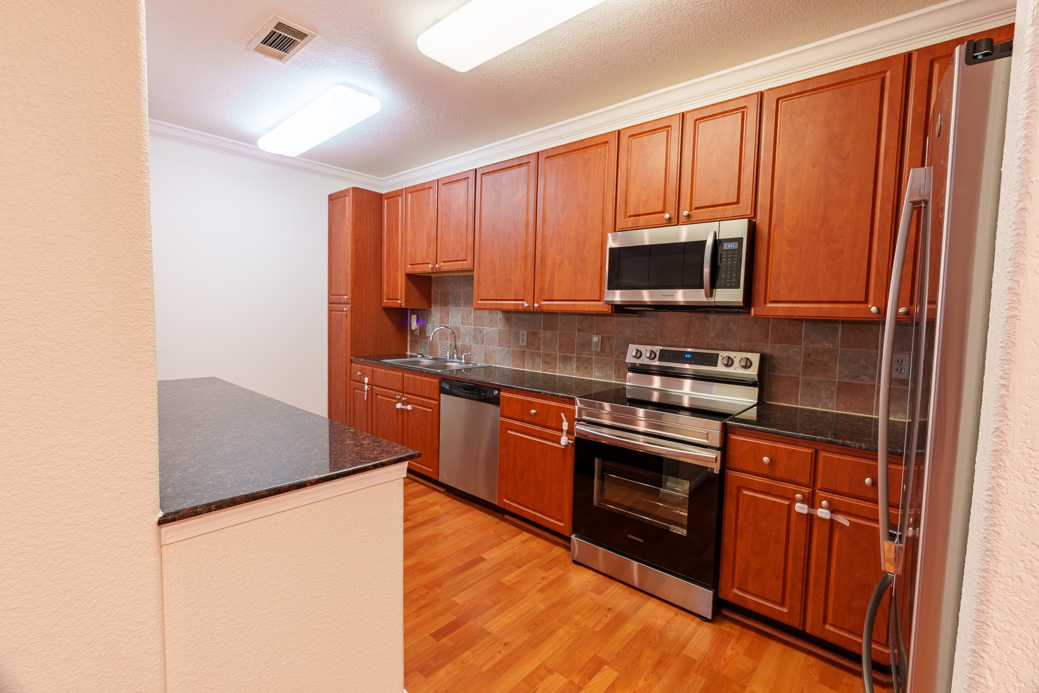 1711 Old Spanish Trail 312 Property Photo 17