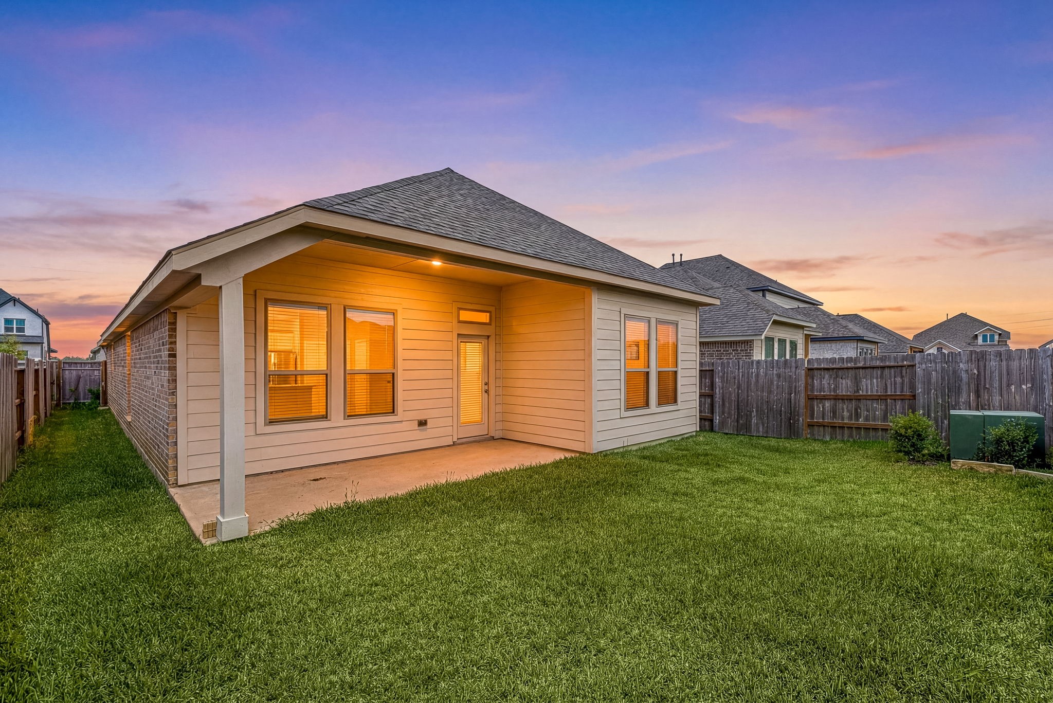 27115 Butterfly Mint Lane Property Photo 2