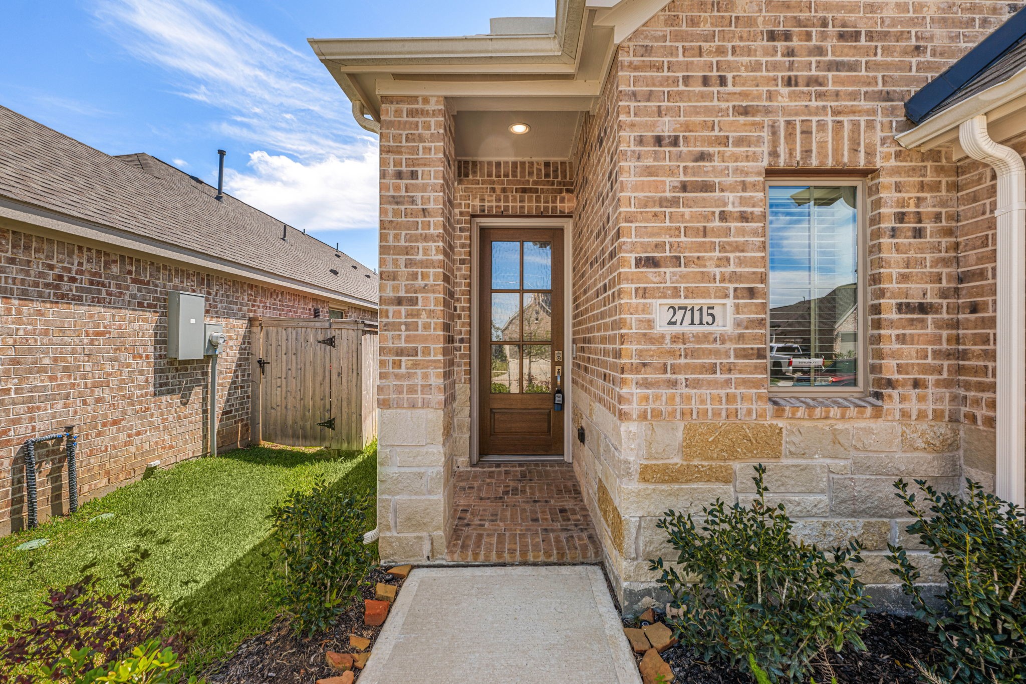 27115 Butterfly Mint Lane Property Photo 3
