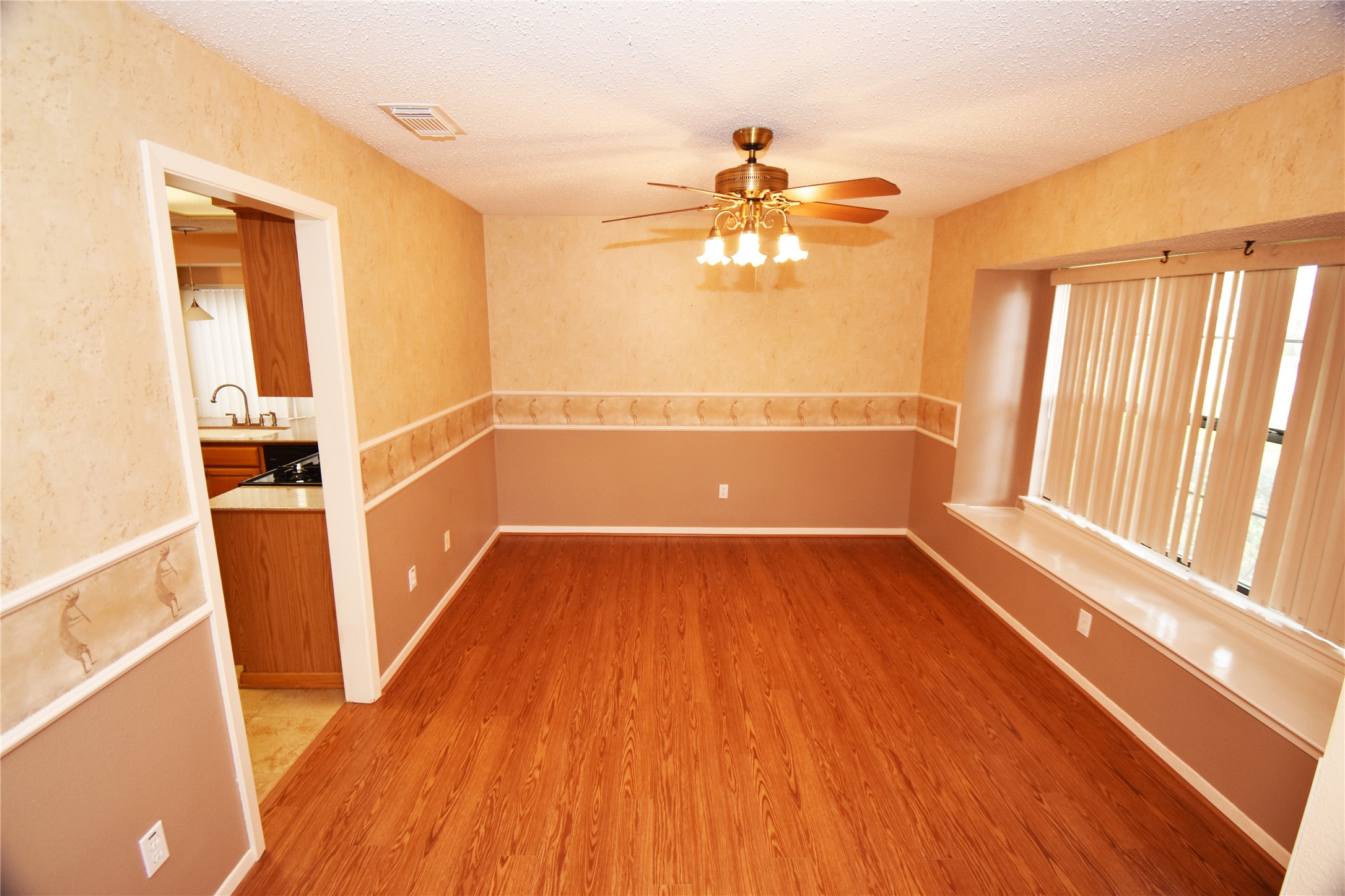 3034 The Highlands Drive Property Photo 7