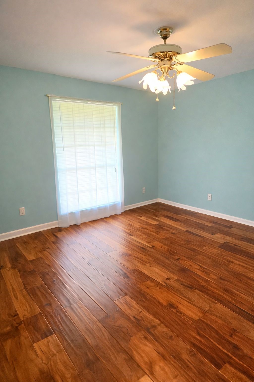 117 Laughlin Road Property Photo 13
