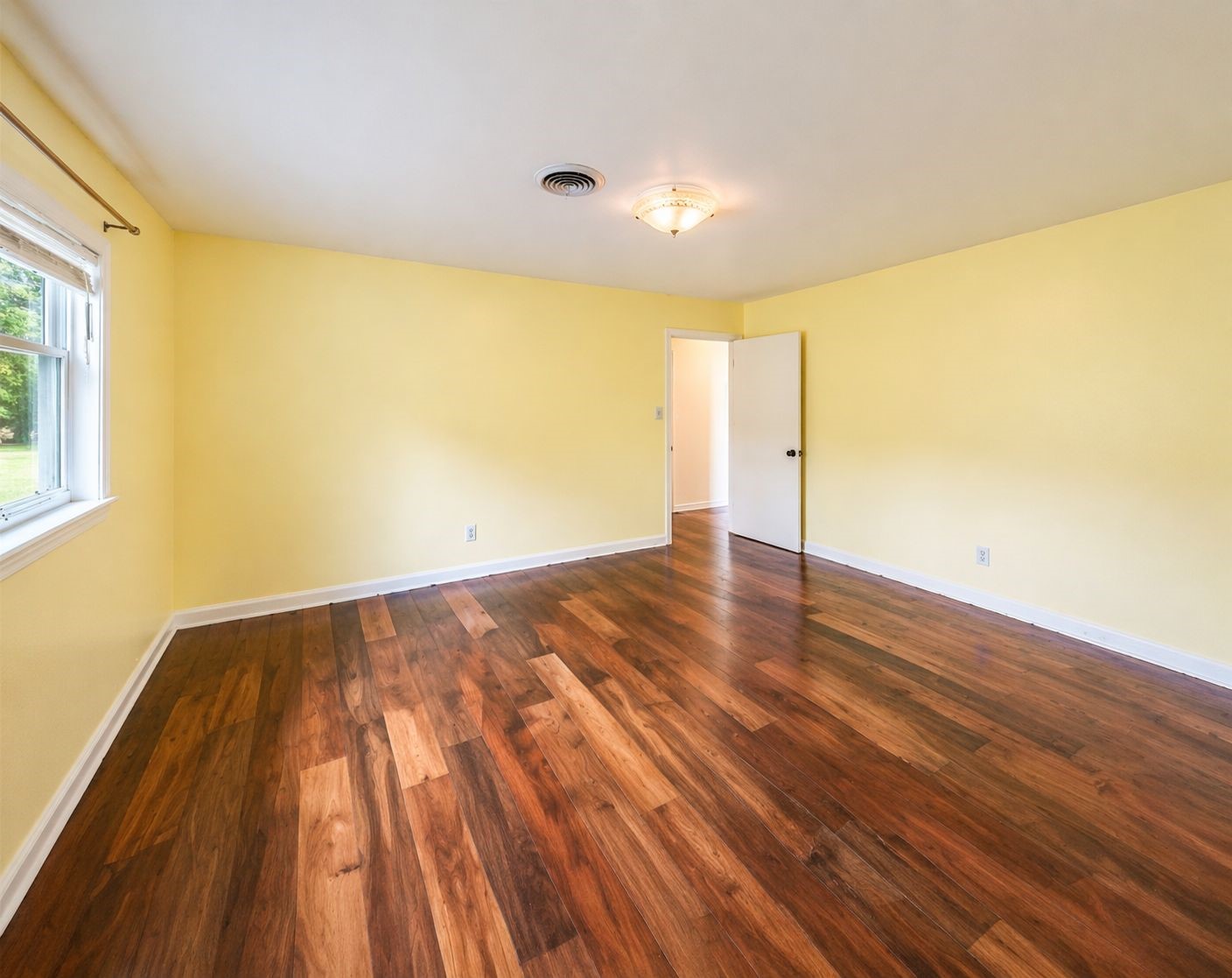 117 Laughlin Road Property Photo 14
