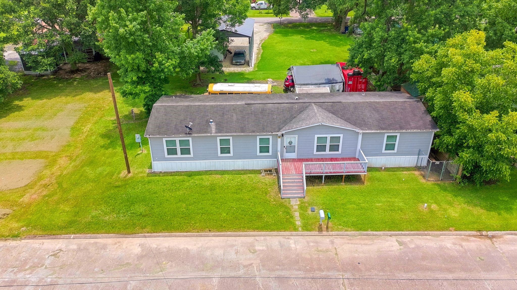 406 Baker Circle Property Photo 4