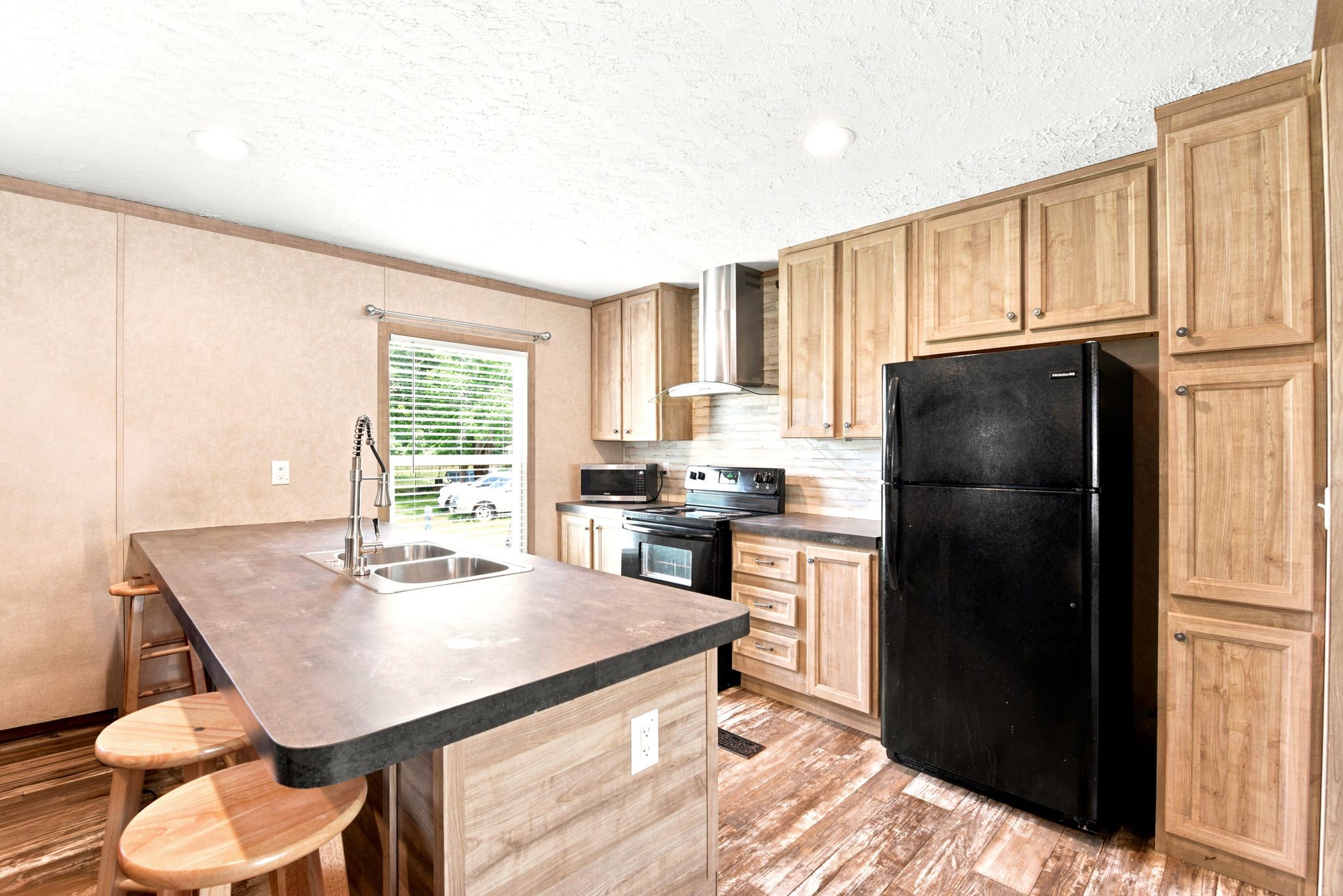 406 Baker Circle Property Photo 24