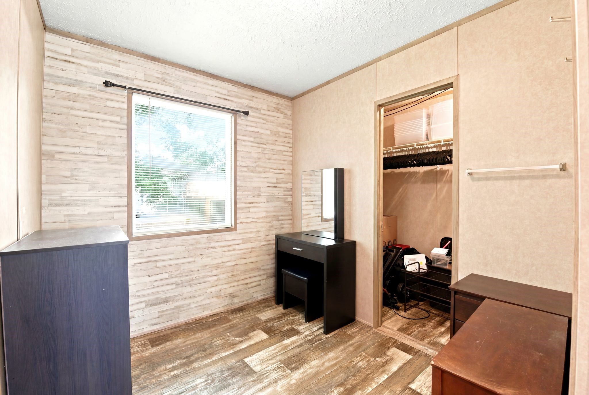 406 Baker Circle Property Photo 32