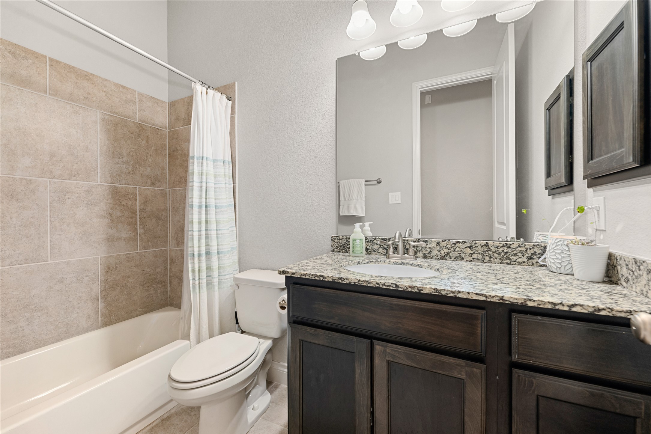 4103 August Light Court Property Photo 23