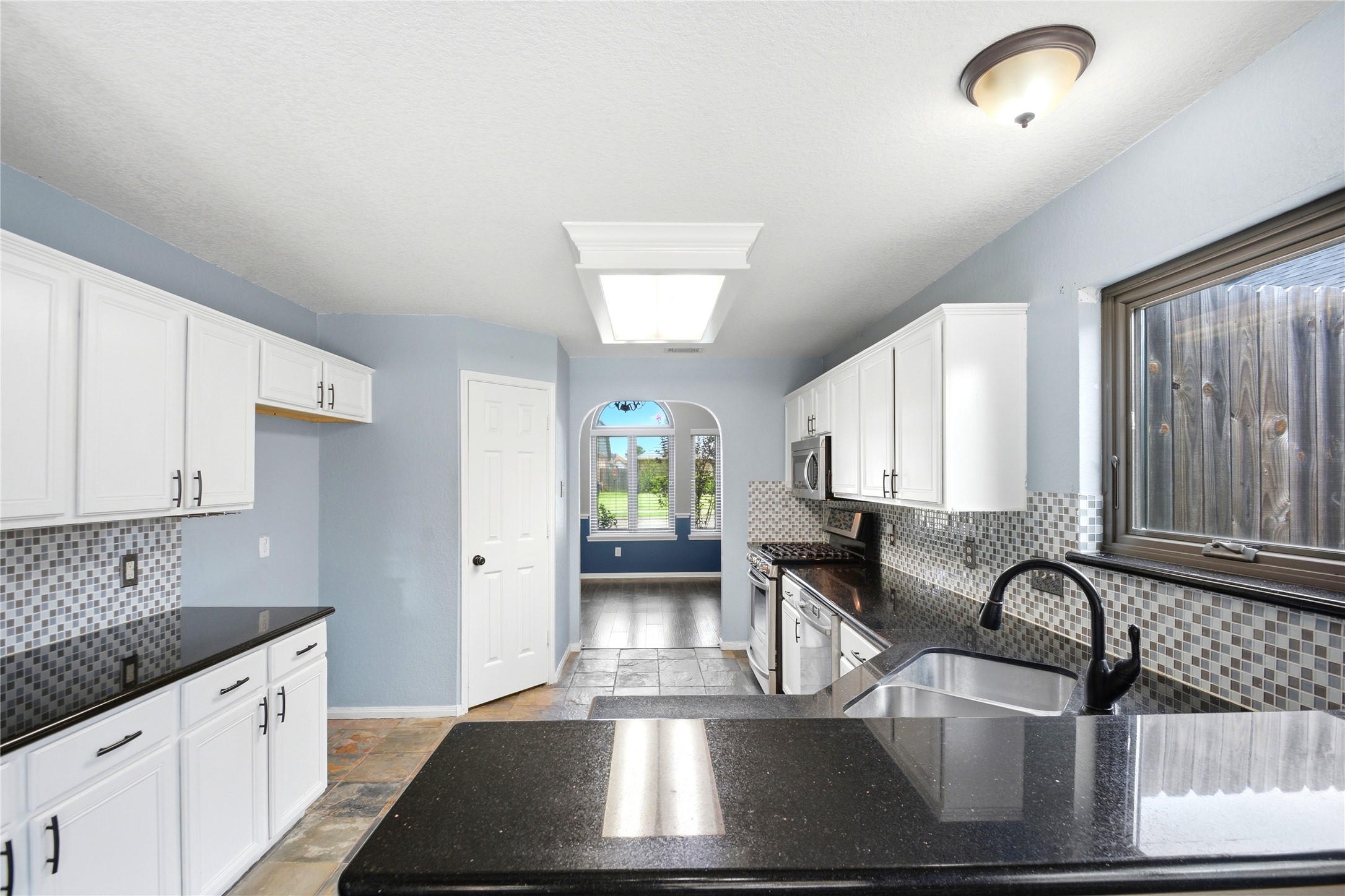 321 Spencer Landing W Property Photo 15