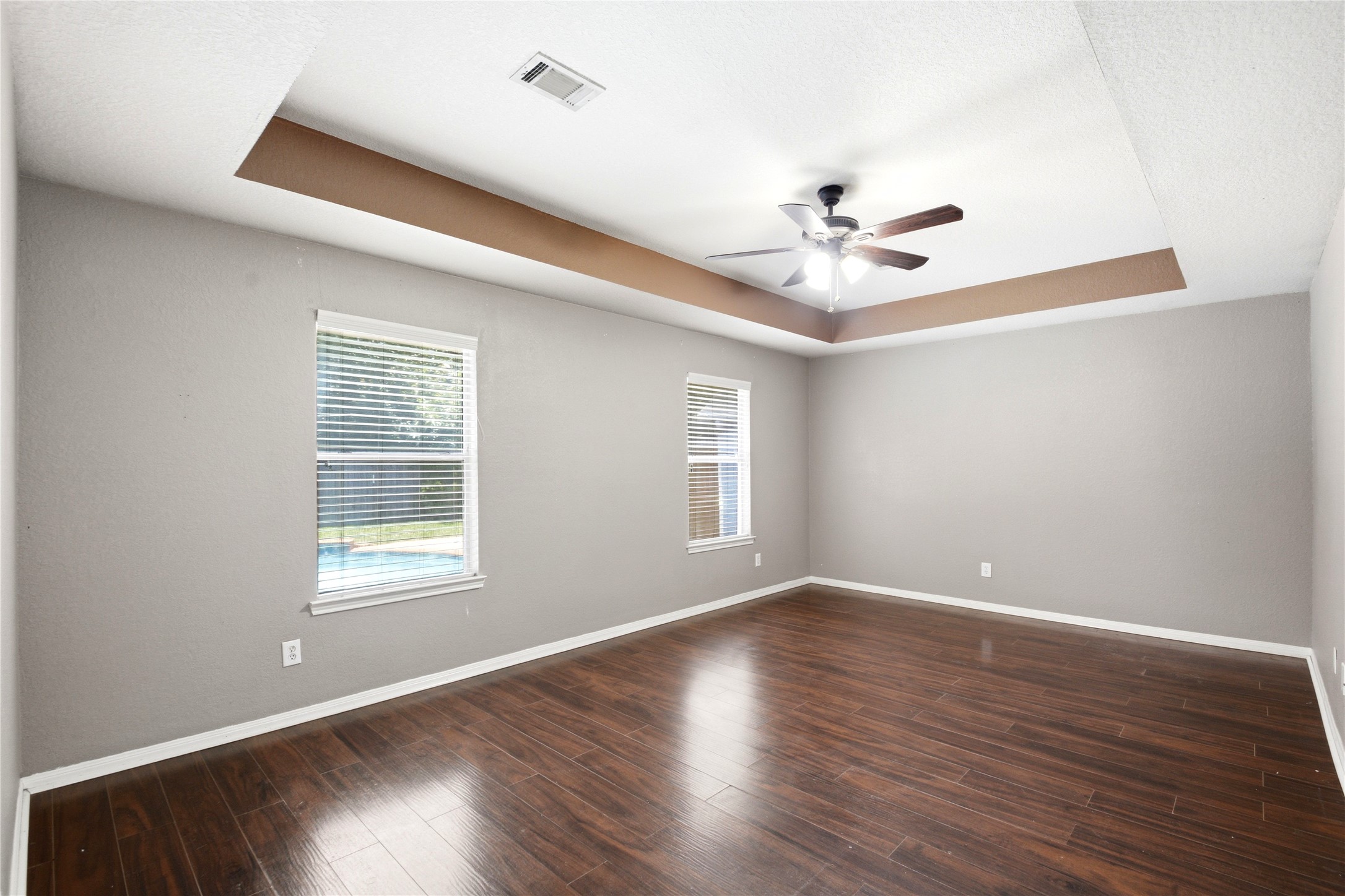 321 Spencer Landing W Property Photo 20