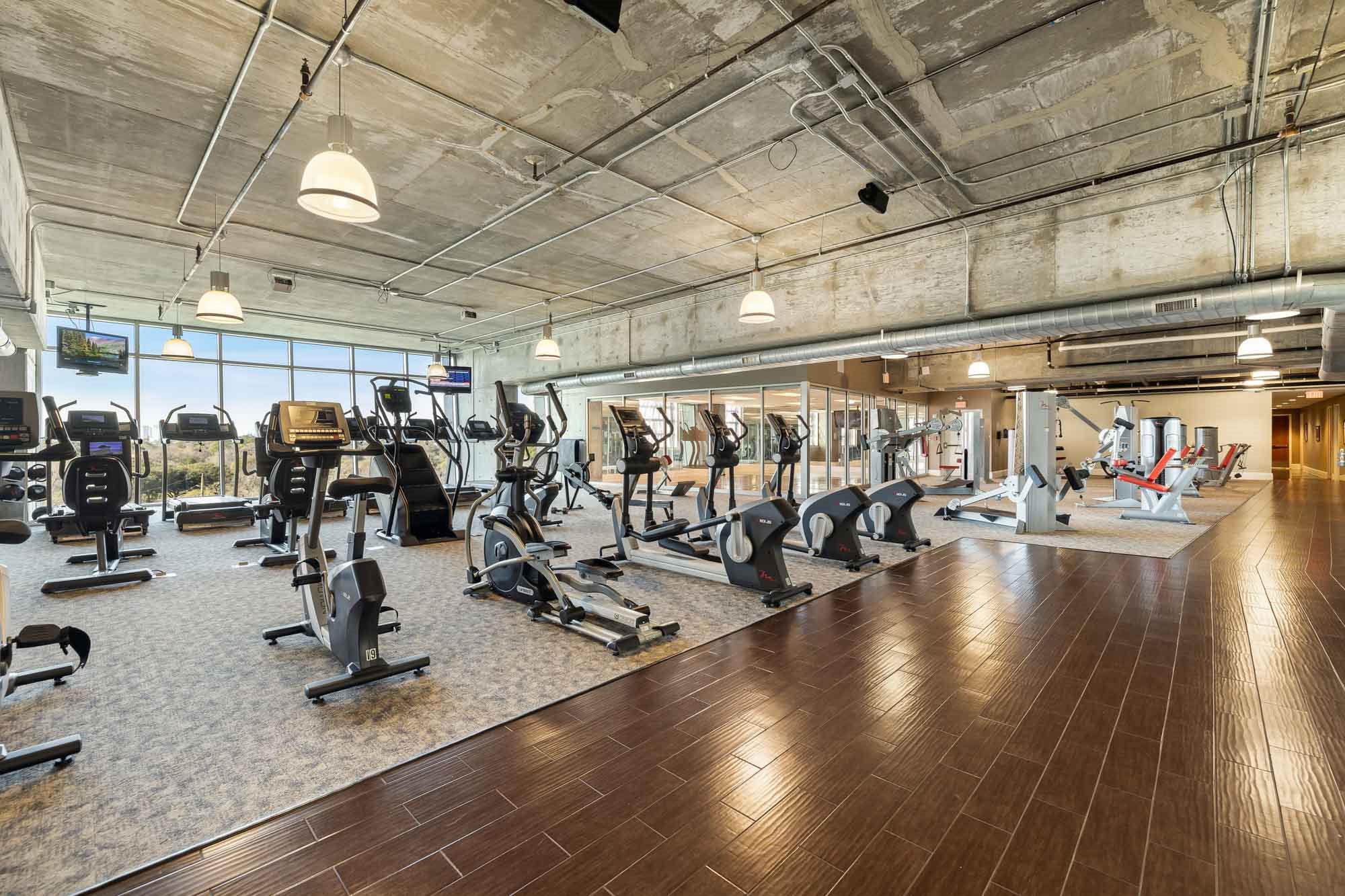 5925 Almeda Road 10913 Property Photo 25