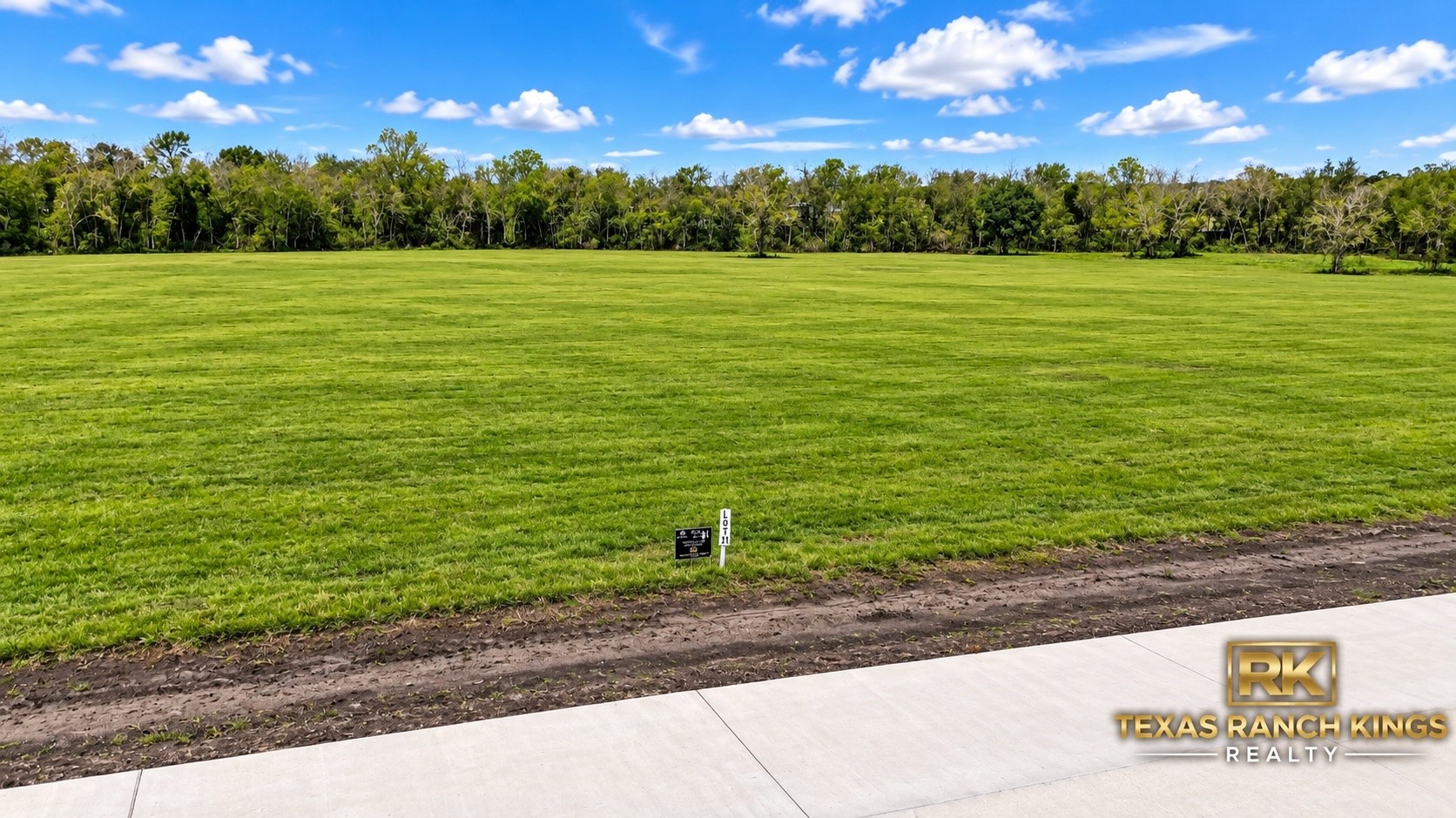 1907 Rymal Ranch Road Property Photo 3